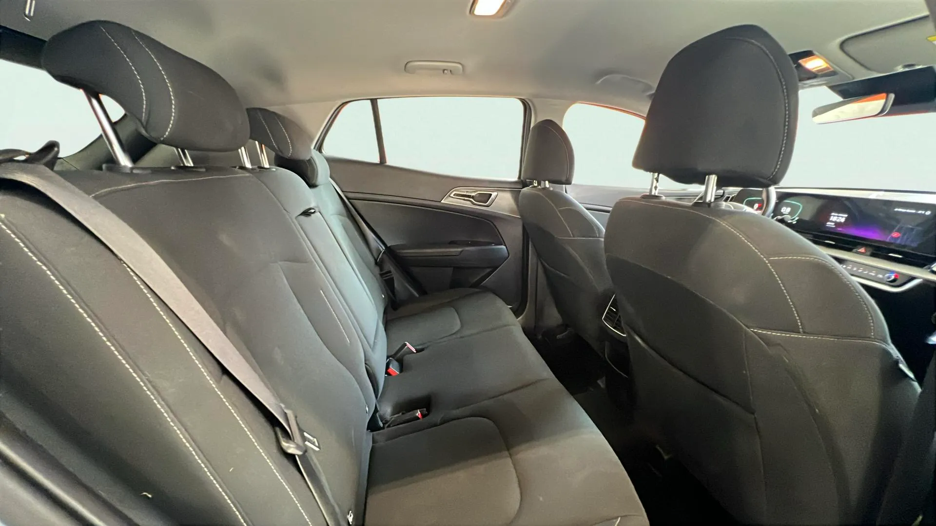 Kia Sportage 1.6 CRDi Concept 4x2 - foto 14