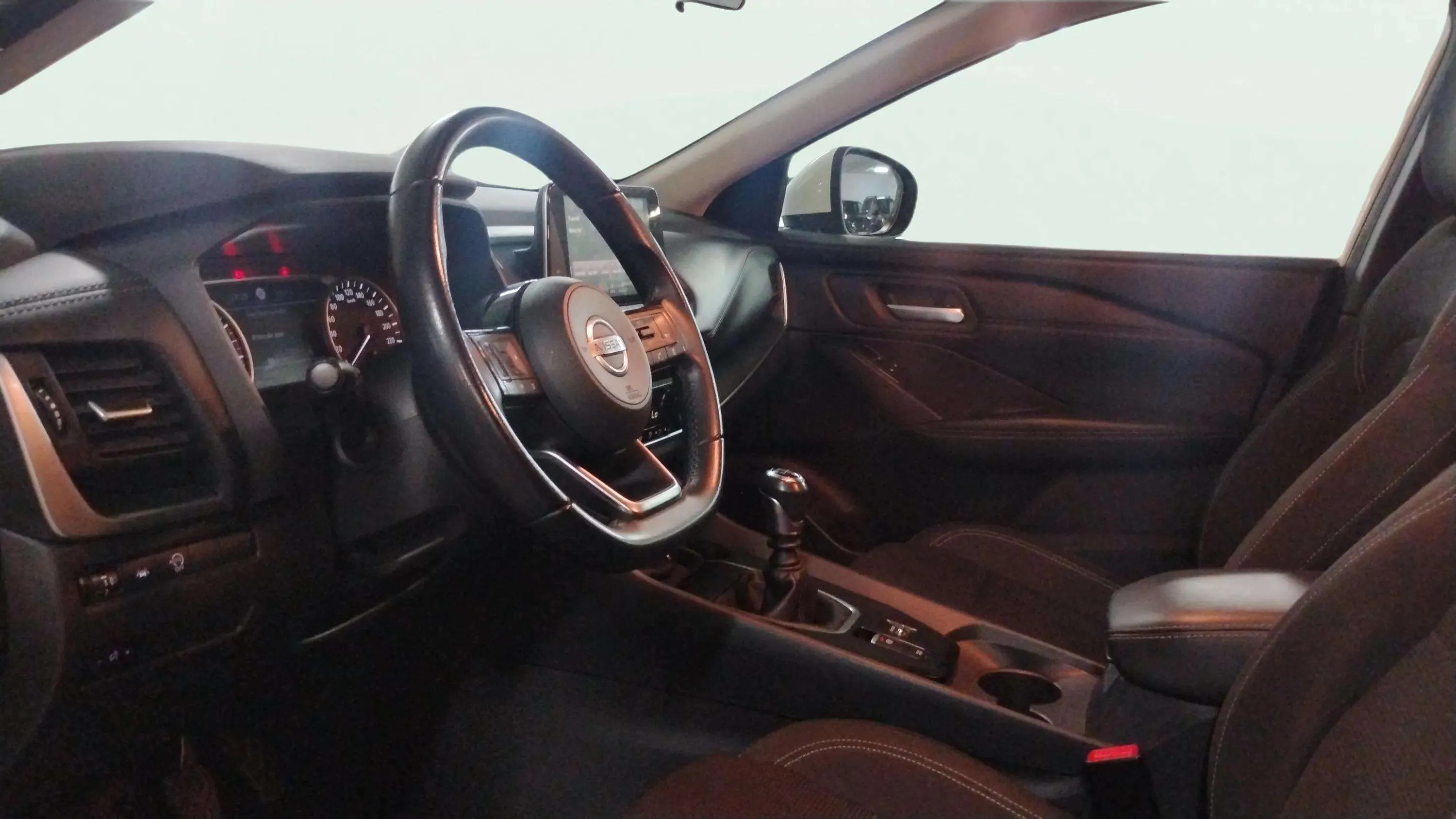 Nissan Qashqai DIG-T mHEV 4x2 Acenta - foto 6