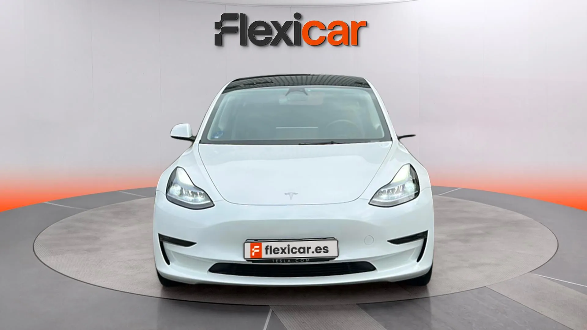Tesla Model 3 RWD - foto 2