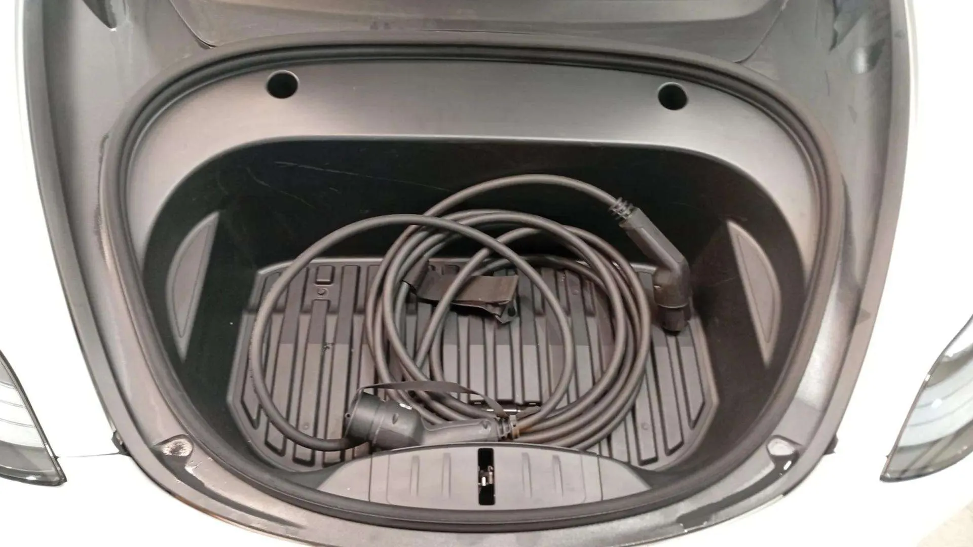 Tesla Model 3 RWD - foto 24
