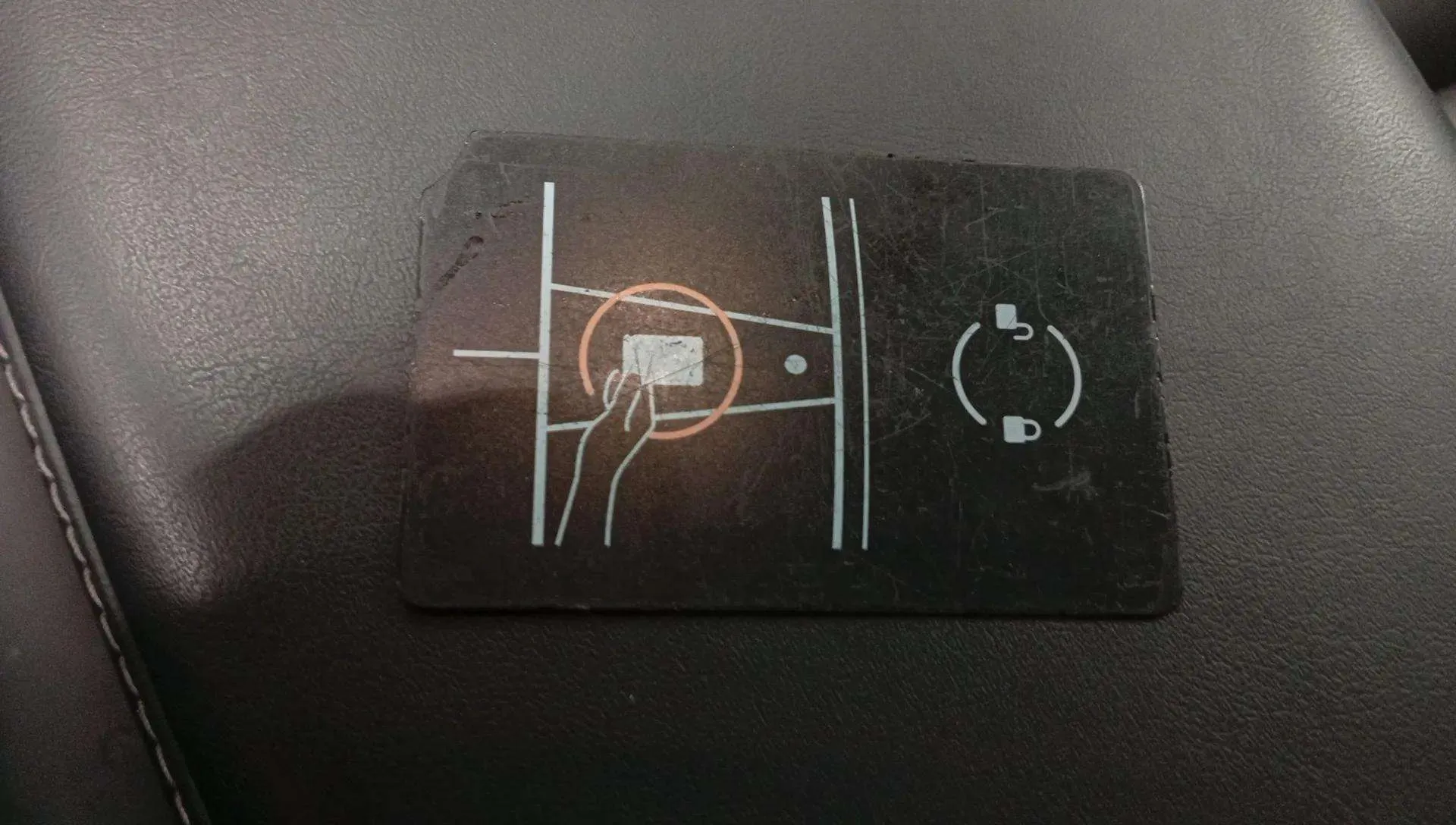 Tesla Model 3 RWD - foto 26