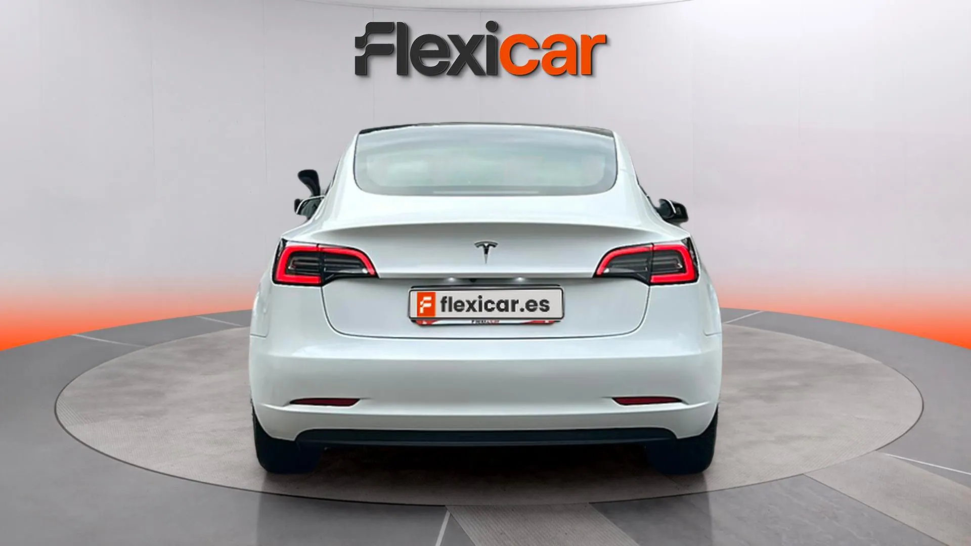 Tesla Model 3 RWD - foto 7