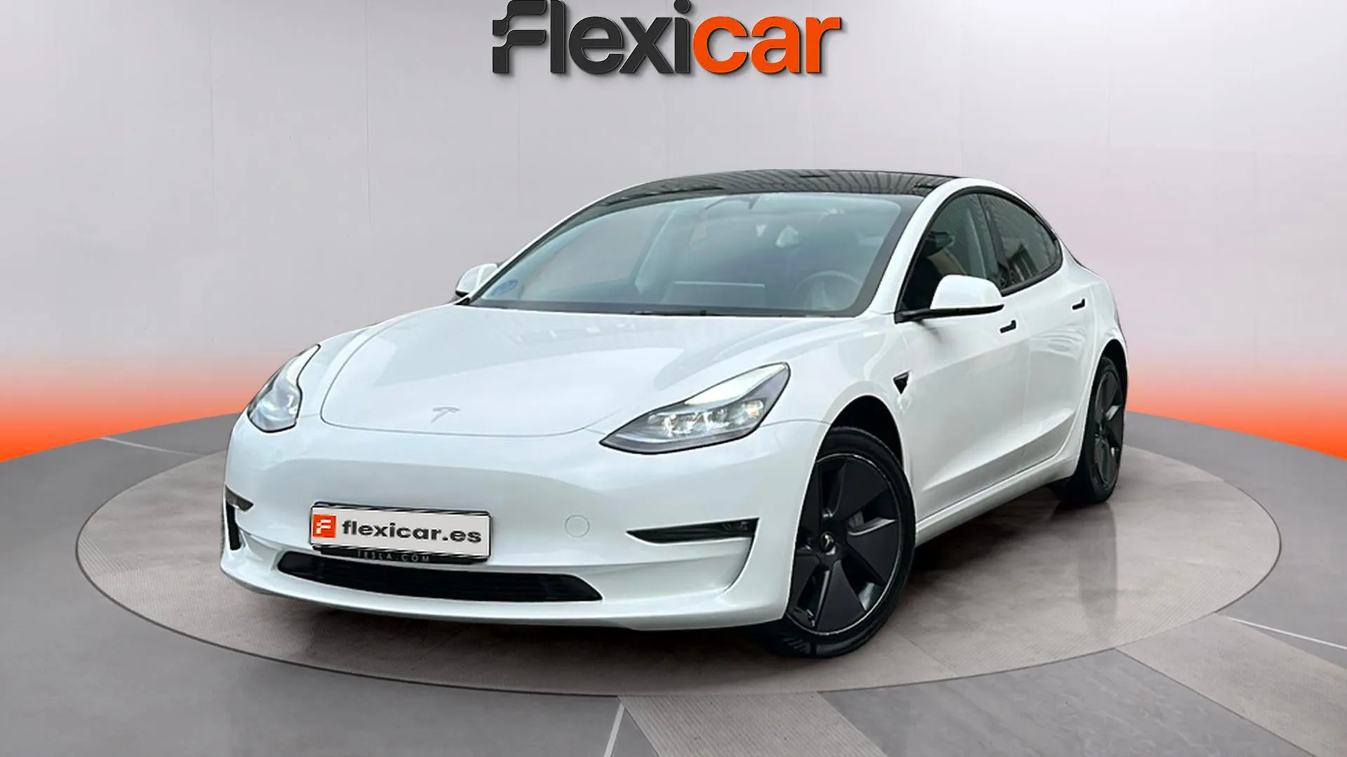 Tesla Model 3 RWD - foto 3