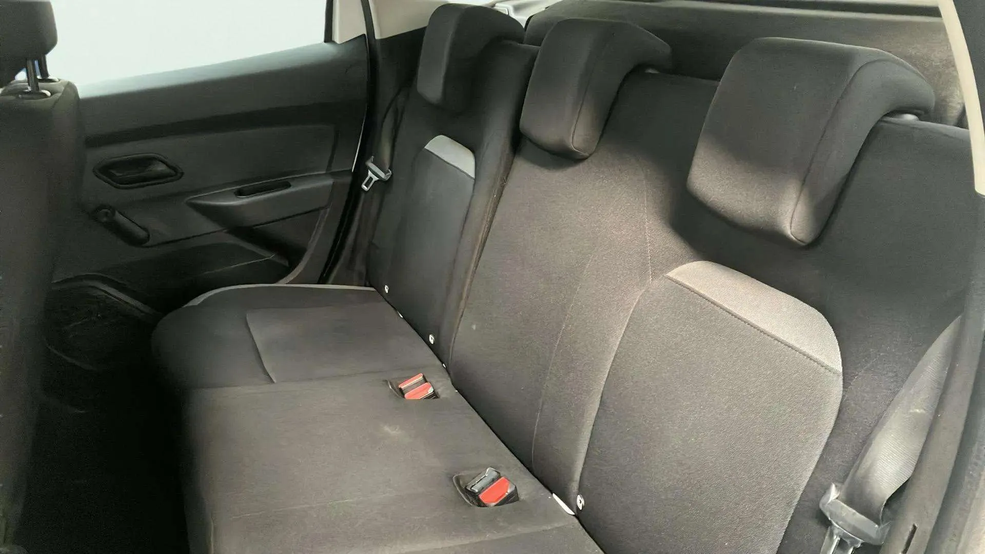 Dacia Duster Essent. Blue dCi 4x2 - foto 10
