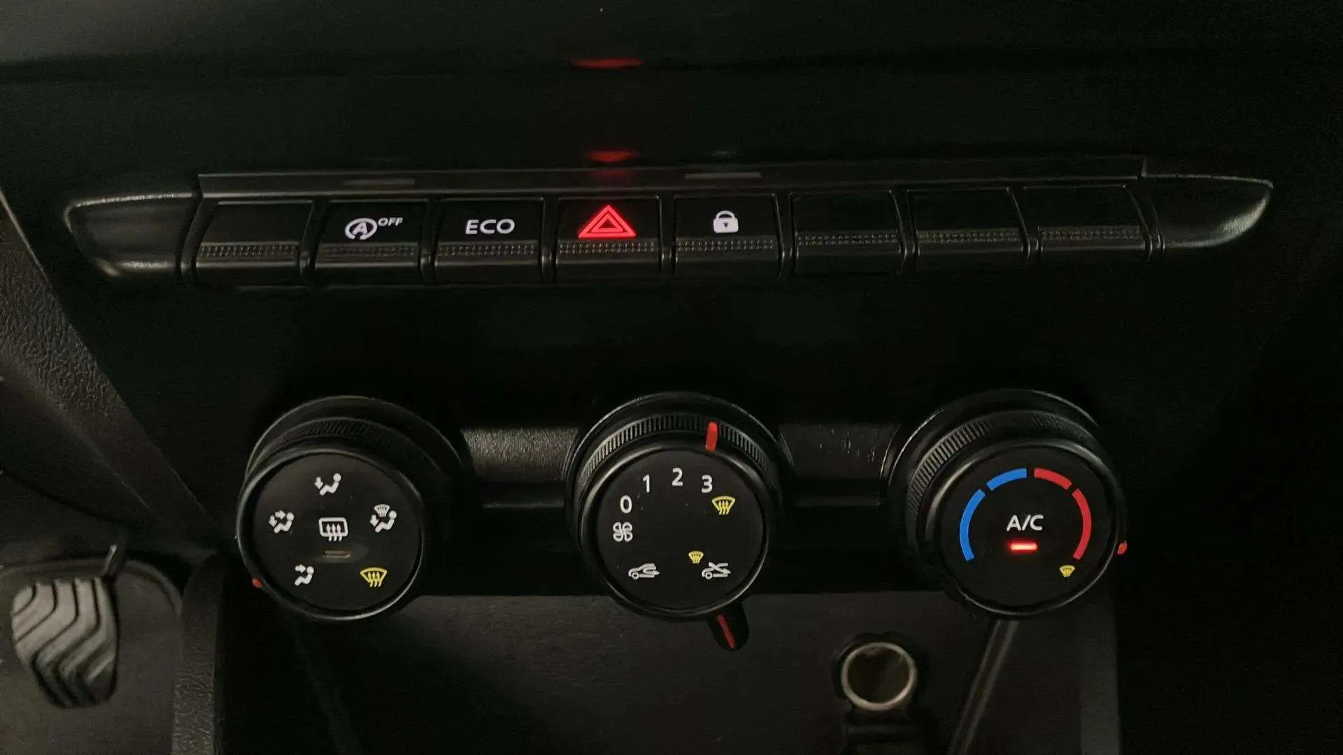 Dacia Duster Essent. Blue dCi 4x2 - foto 16