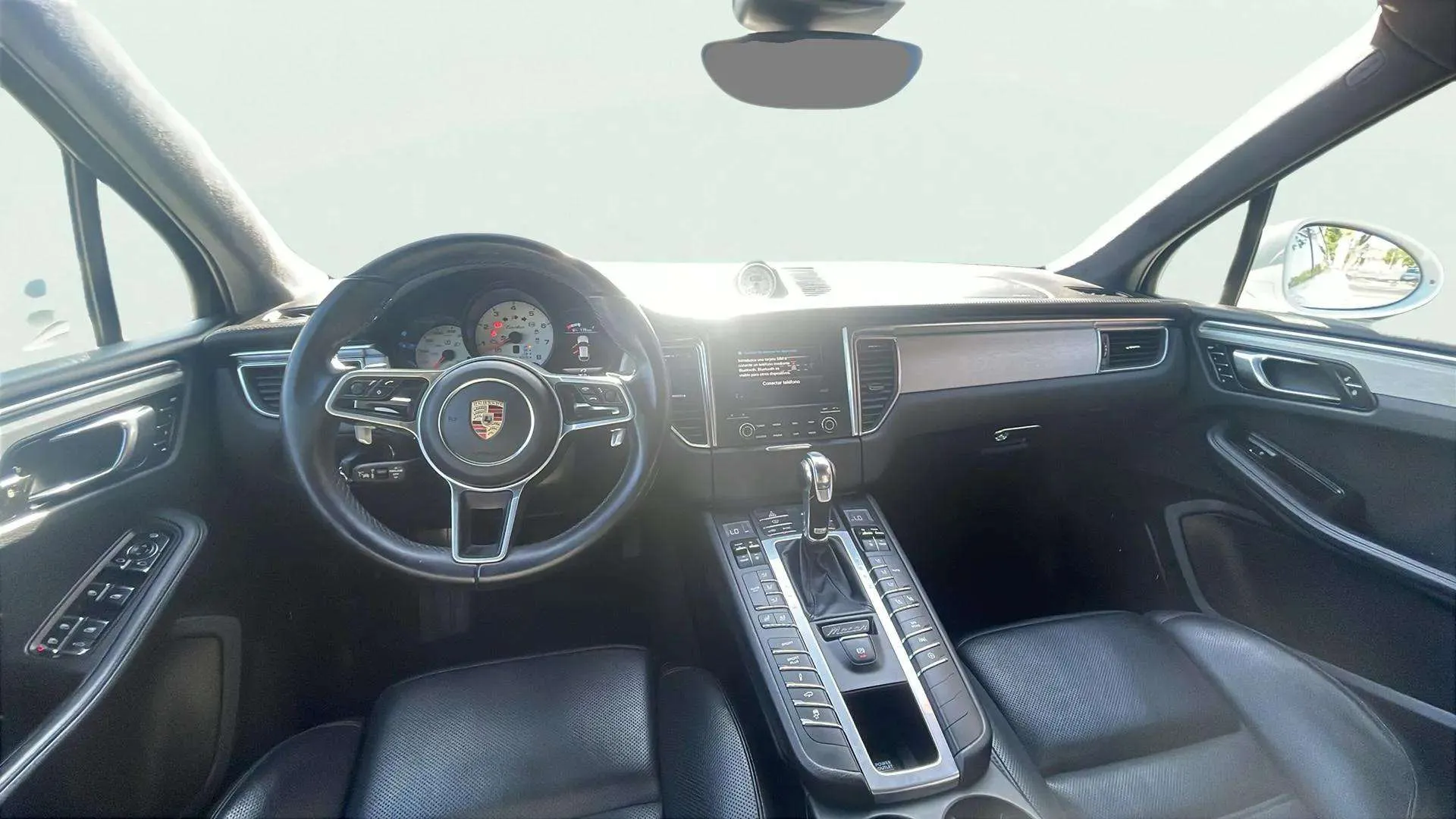 Porsche Macan Turbo - foto 9