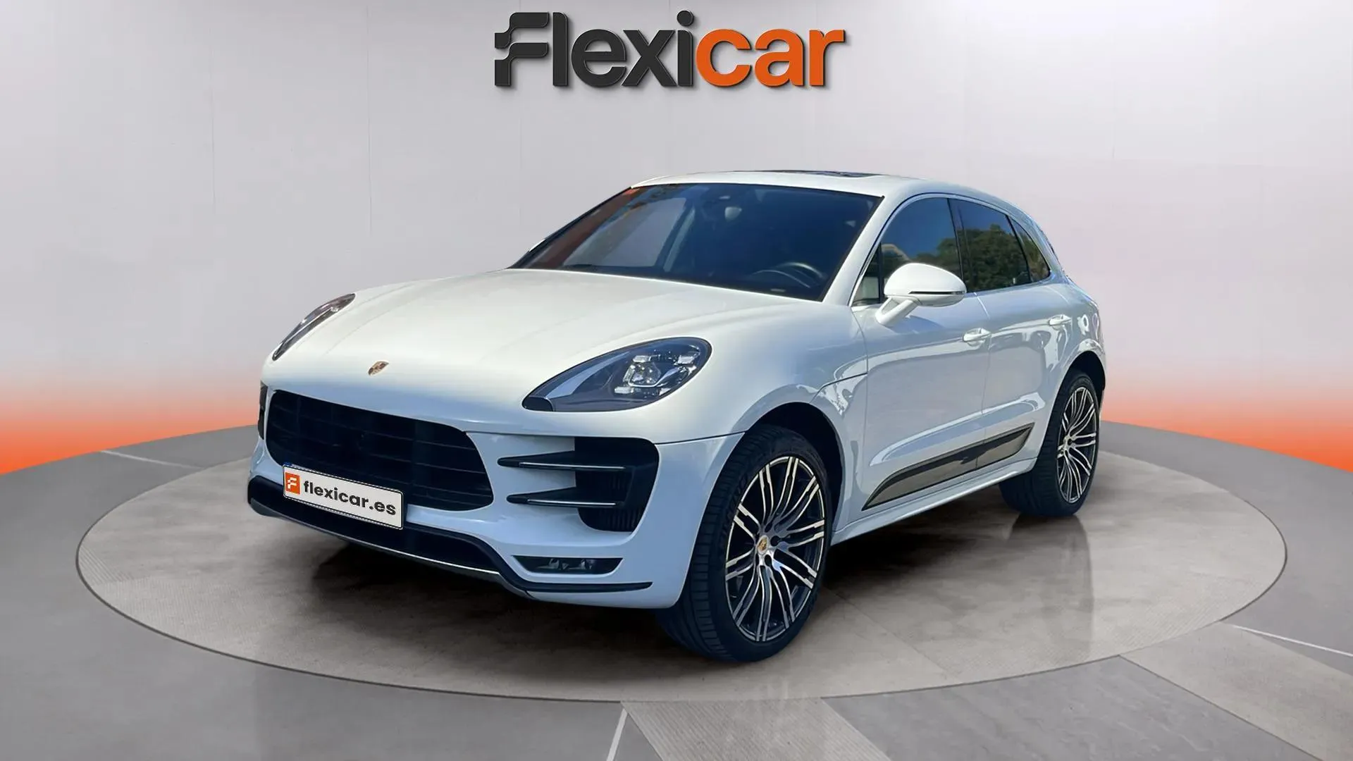 Porsche Macan Turbo - foto 7