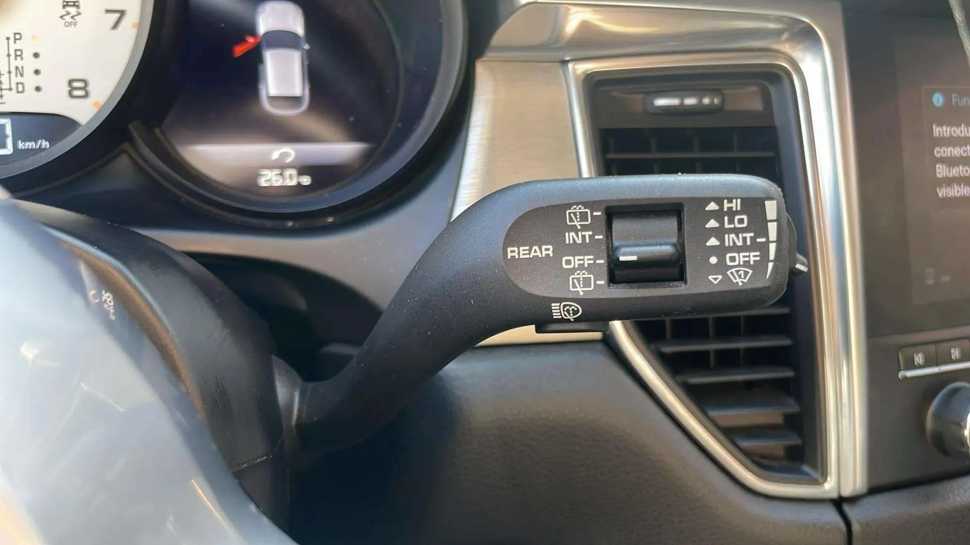 Porsche Macan Turbo - foto 23