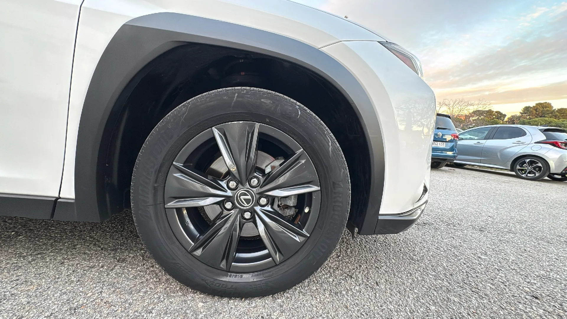 Lexus UX 2.0 250h Business - foto 18