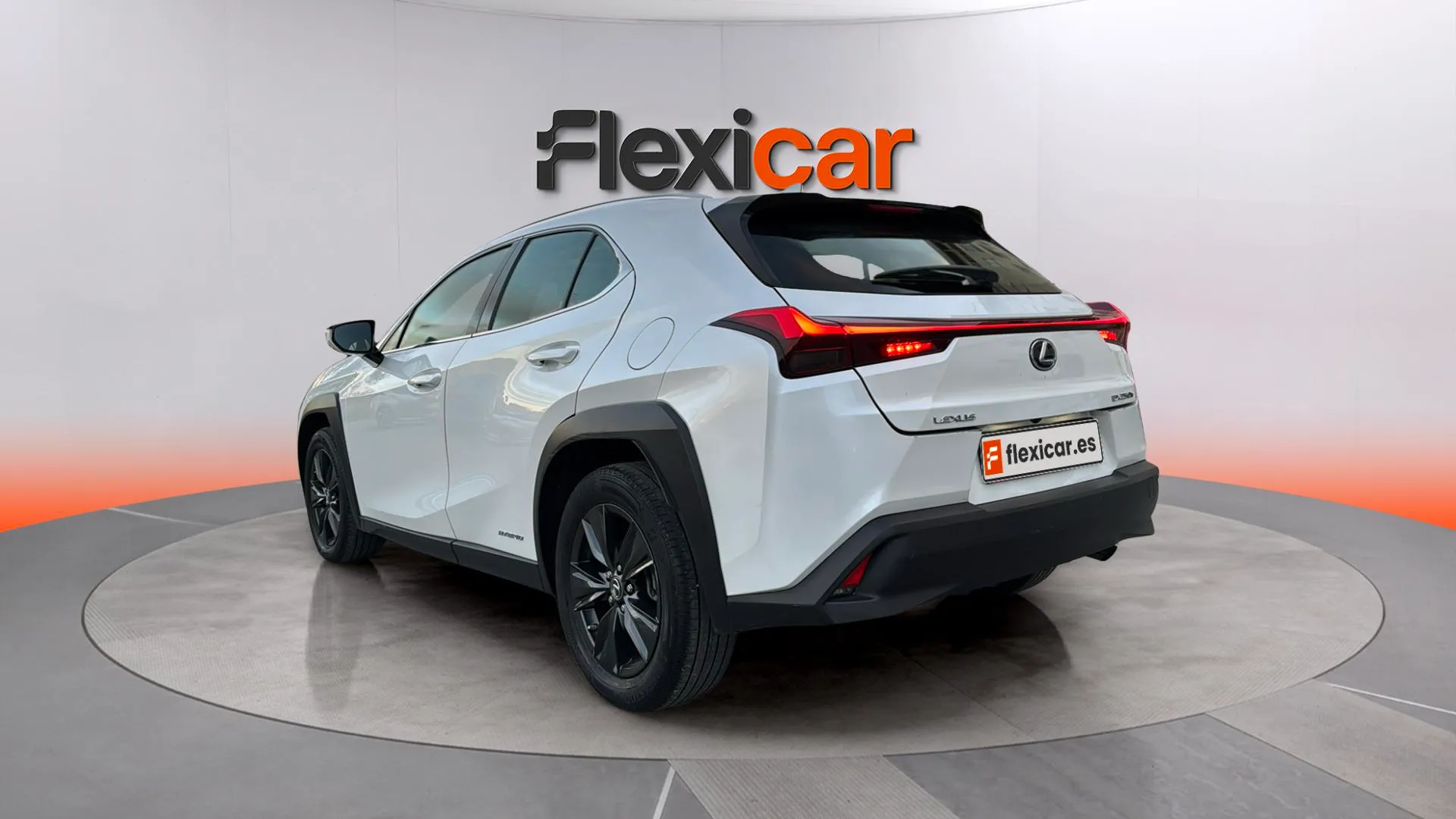 Lexus UX 2.0 250h Business - foto 5