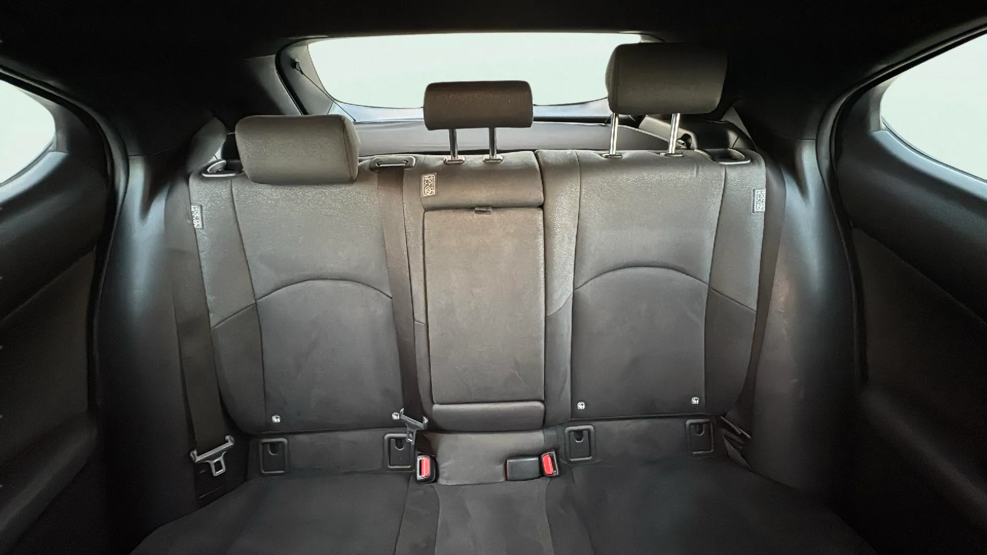 Lexus UX 2.0 250h Business - foto 17