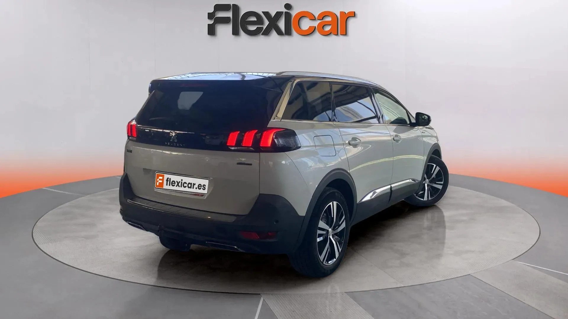 Peugeot 5008 GT-Line 2.0L BlueHDi - foto 5