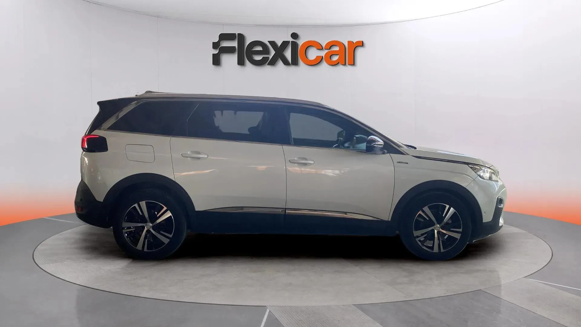 Peugeot 5008 GT-Line 2.0L BlueHDi - foto 6