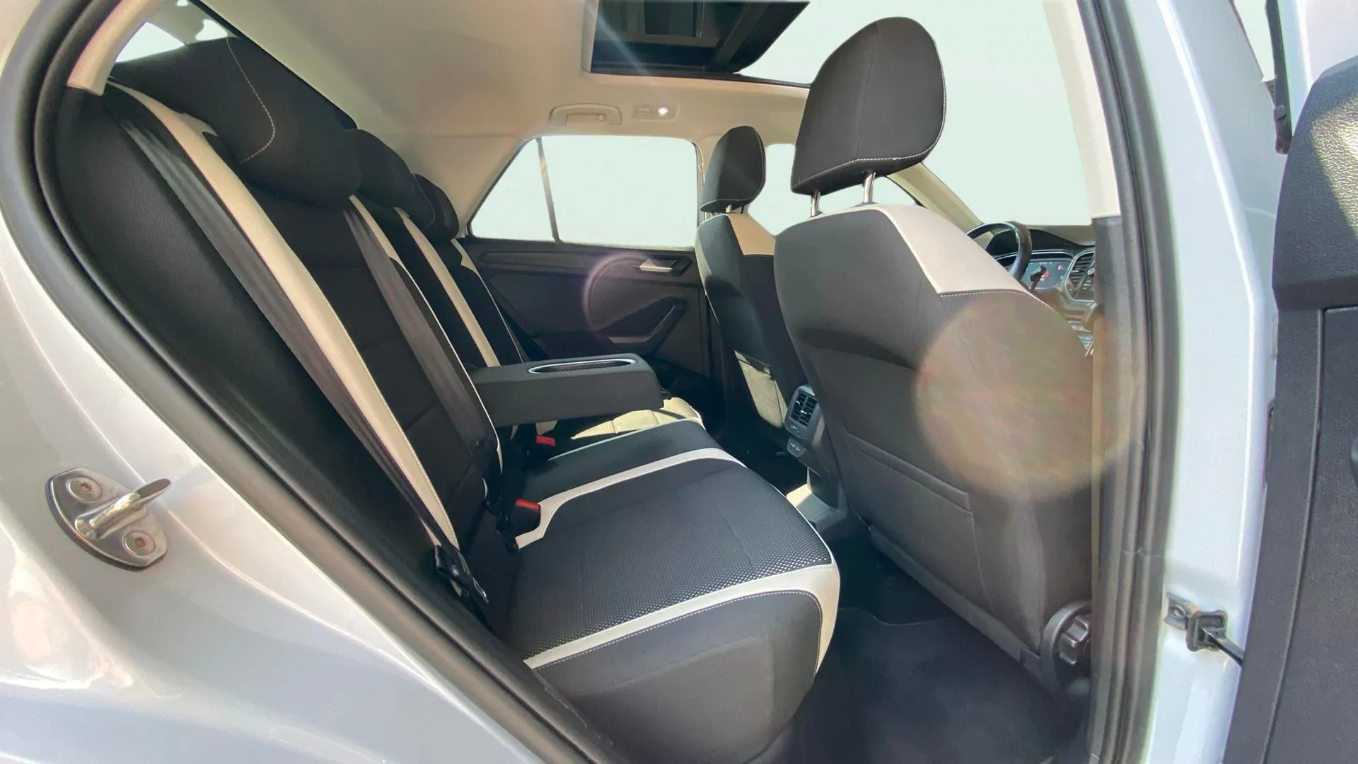 Volkswagen T-Roc Advance R-Line 2.0 TDI DSG - foto 13