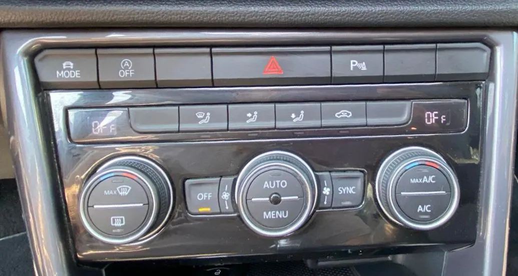 Volkswagen T-Roc Advance R-Line 2.0 TDI DSG - foto 17