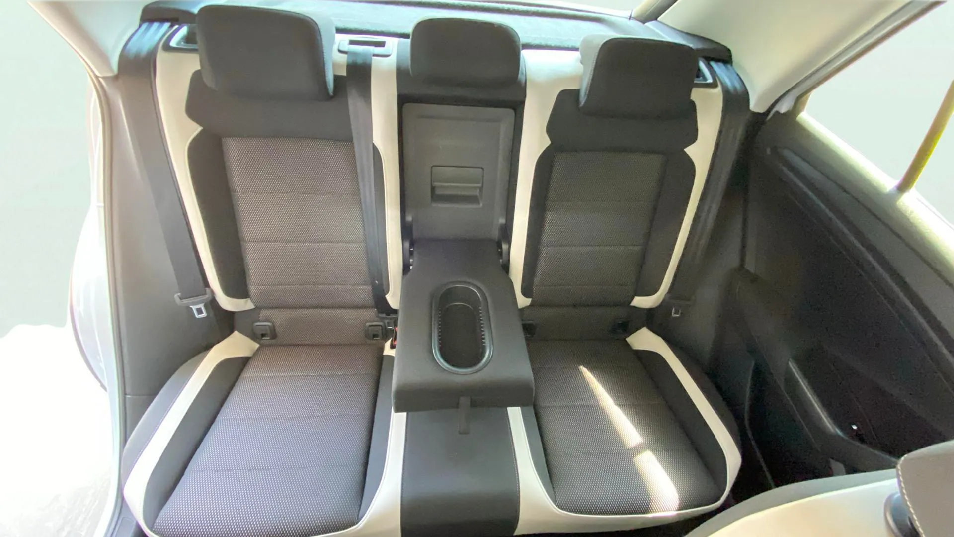 Volkswagen T-Roc Advance R-Line 2.0 TDI DSG - foto 14