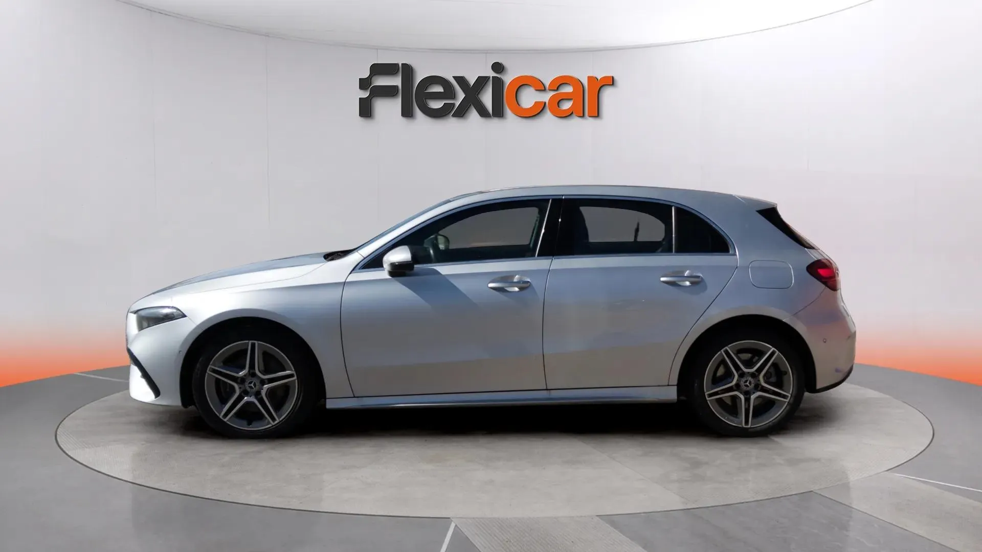 Mercedes-Benz Clase A A 250 e - foto 4