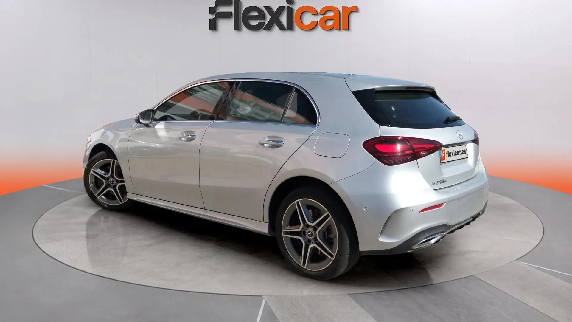 Mercedes-Benz Clase A A 250 e - foto 5