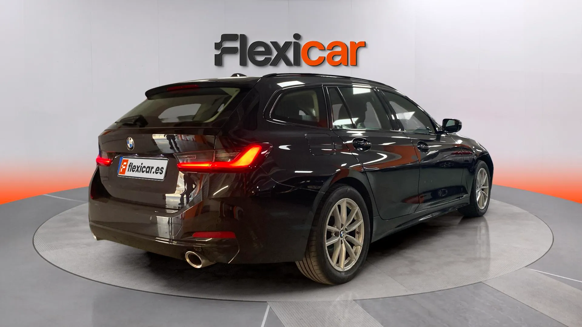 BMW Serie 3 320d xDrive Automática Touring - foto 5
