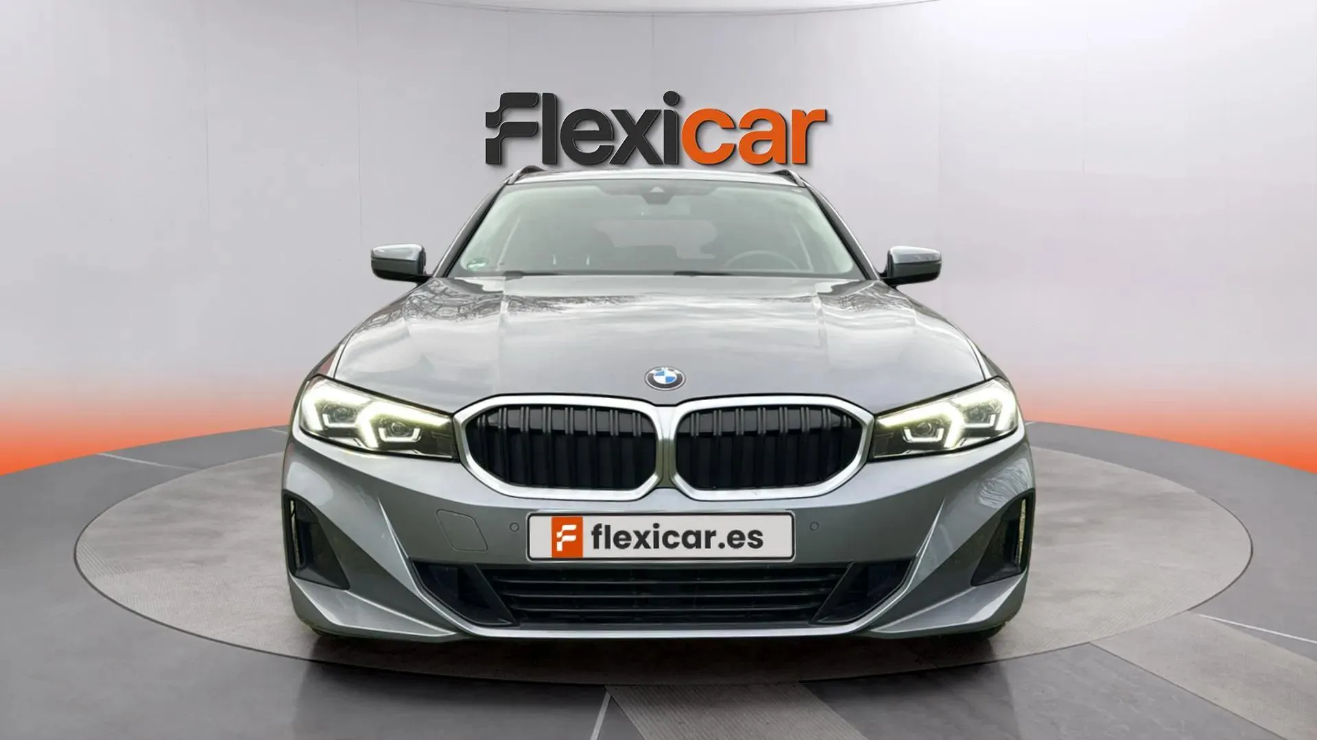 BMW Serie 3 320d xDrive Automática Touring - foto 2