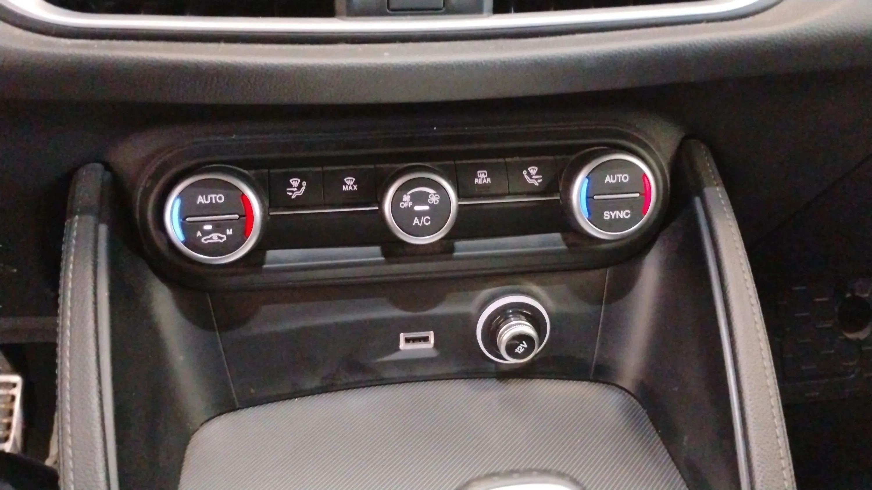 Alfa Romeo Stelvio 2.2 Diesel Sprint AWD - foto 13
