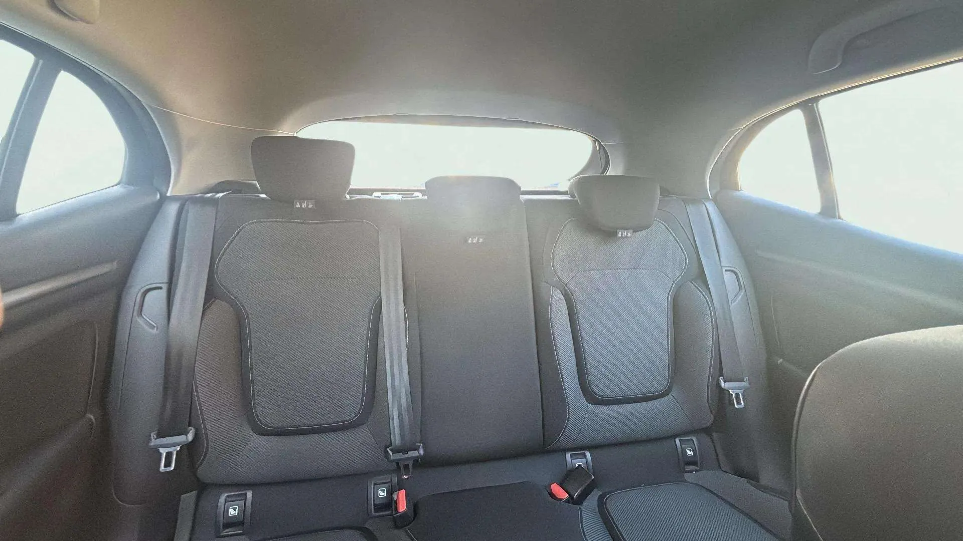 Renault Mégane Equilibre Blue dCi - foto 17
