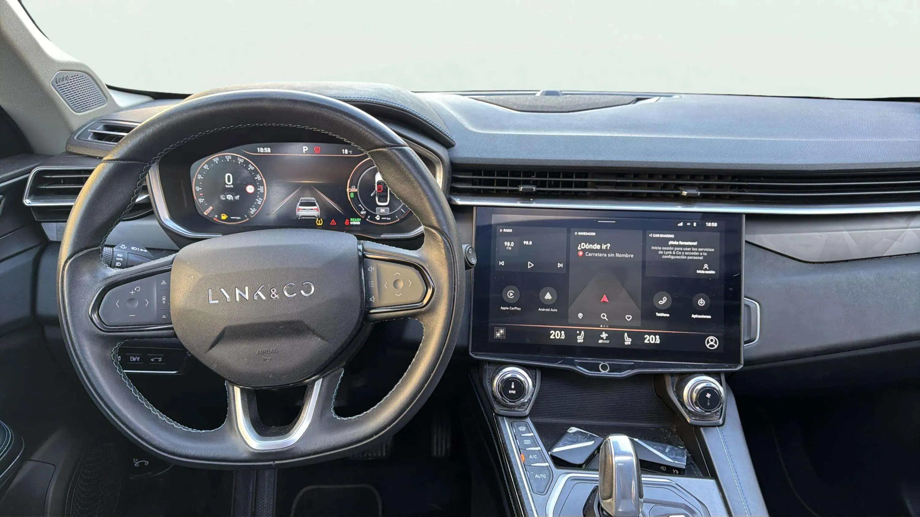 Lynk & Co 01 1.5 PHEV - foto 9