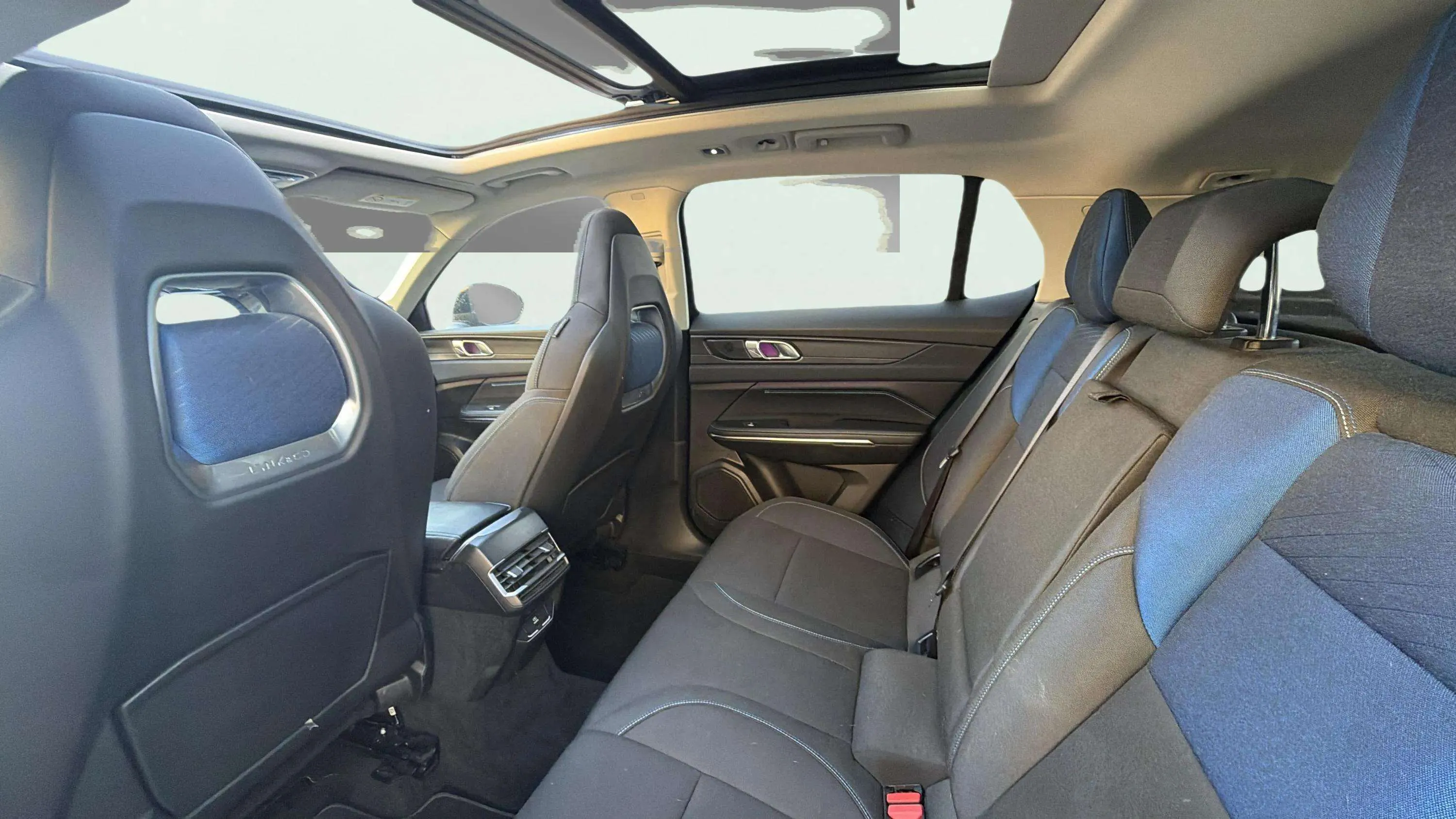 Lynk & Co 01 1.5 PHEV - foto 34