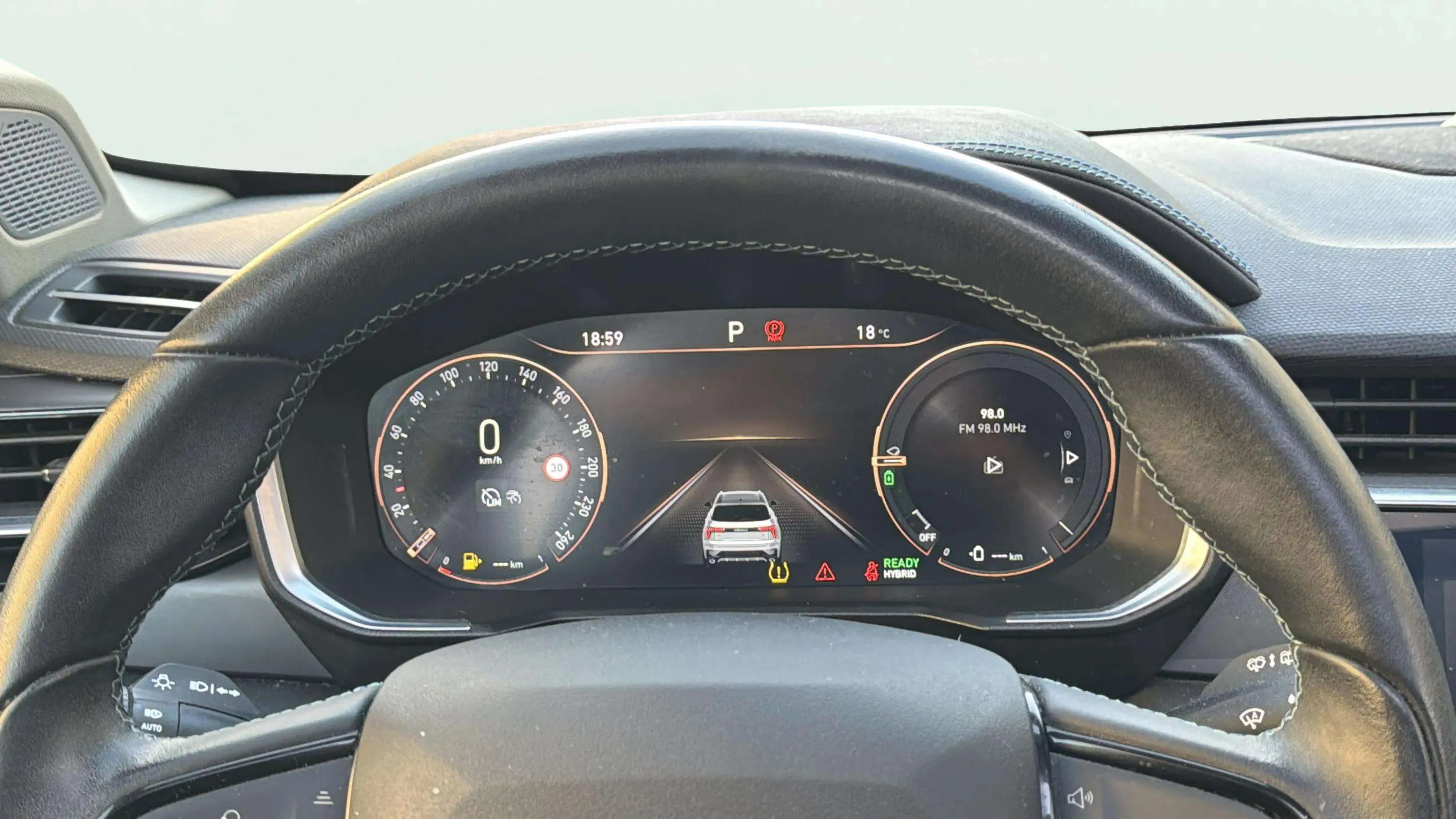 Lynk & Co 01 1.5 PHEV - foto 12