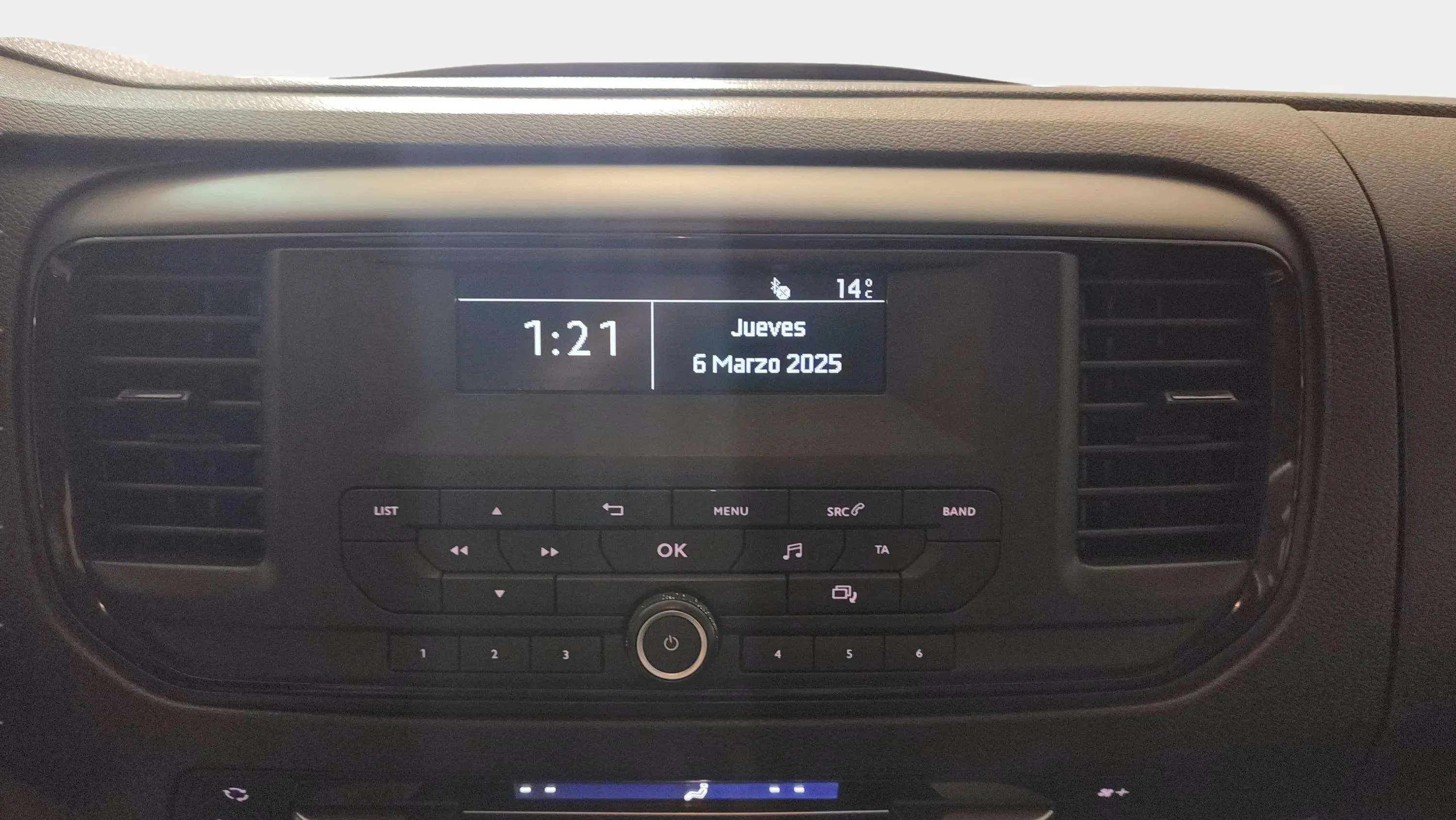Peugeot Expert Combi BlueHDi 145 Standard - foto 10