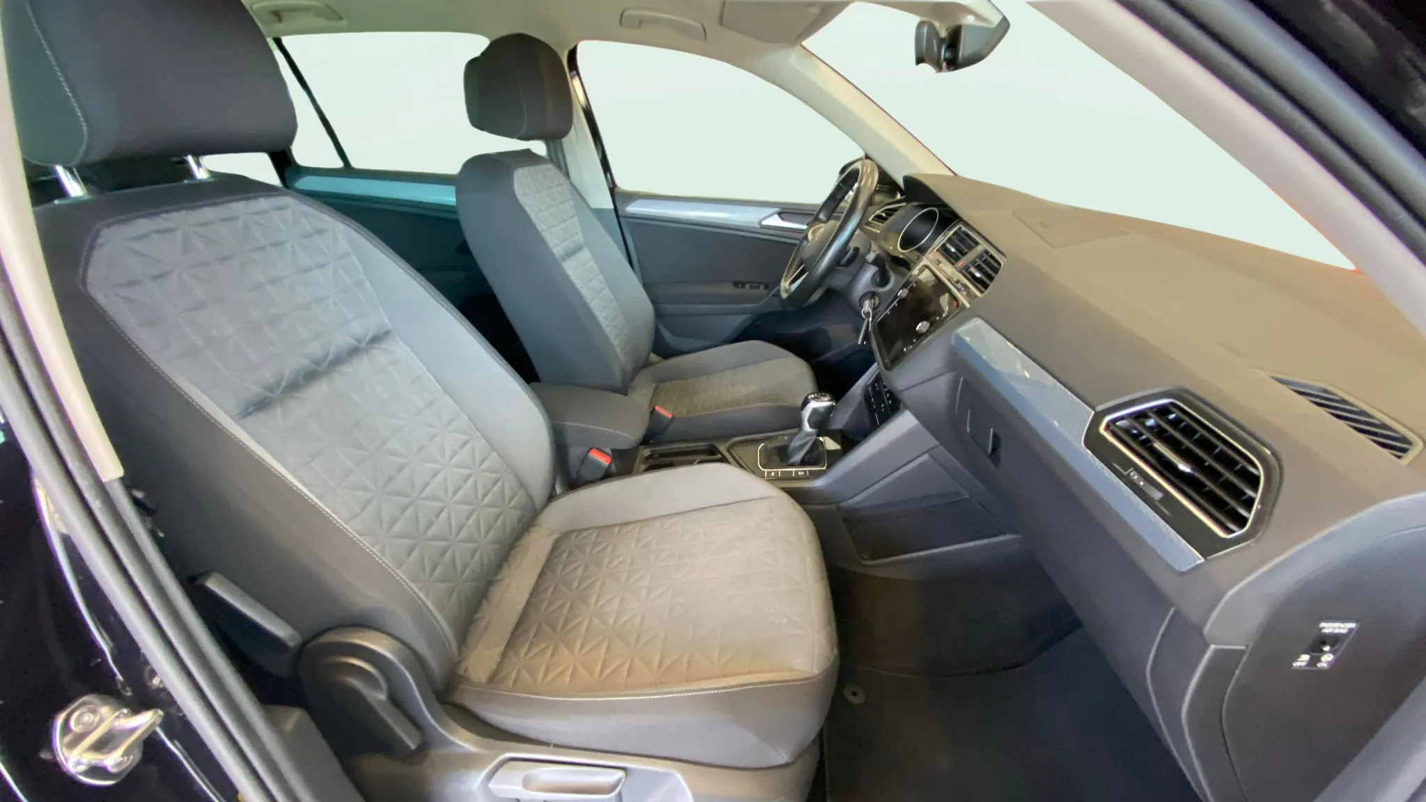 Volkswagen Tiguan Life 2.0 TDI DSG - foto 12