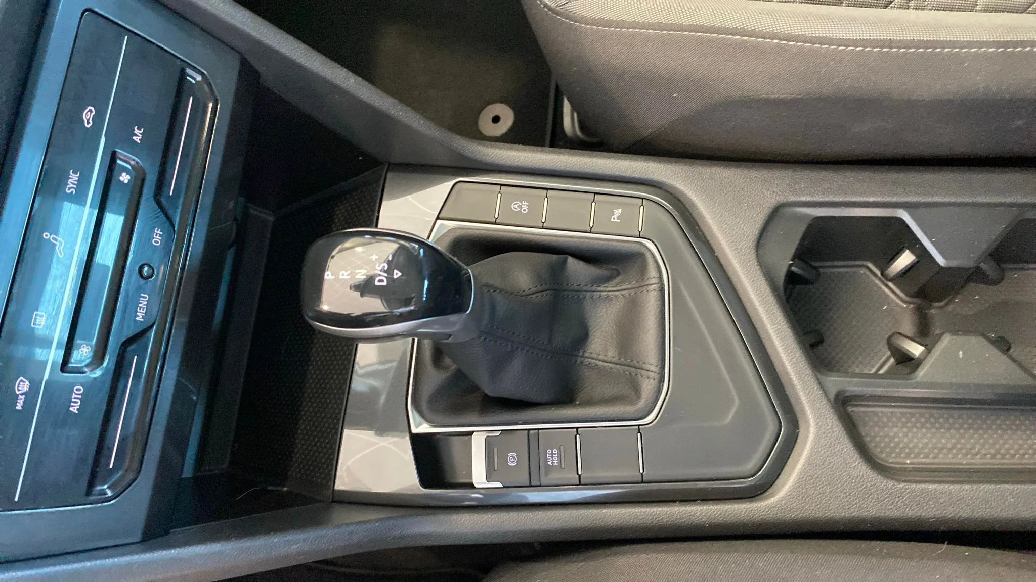 Volkswagen Tiguan Life 2.0 TDI DSG - foto 11