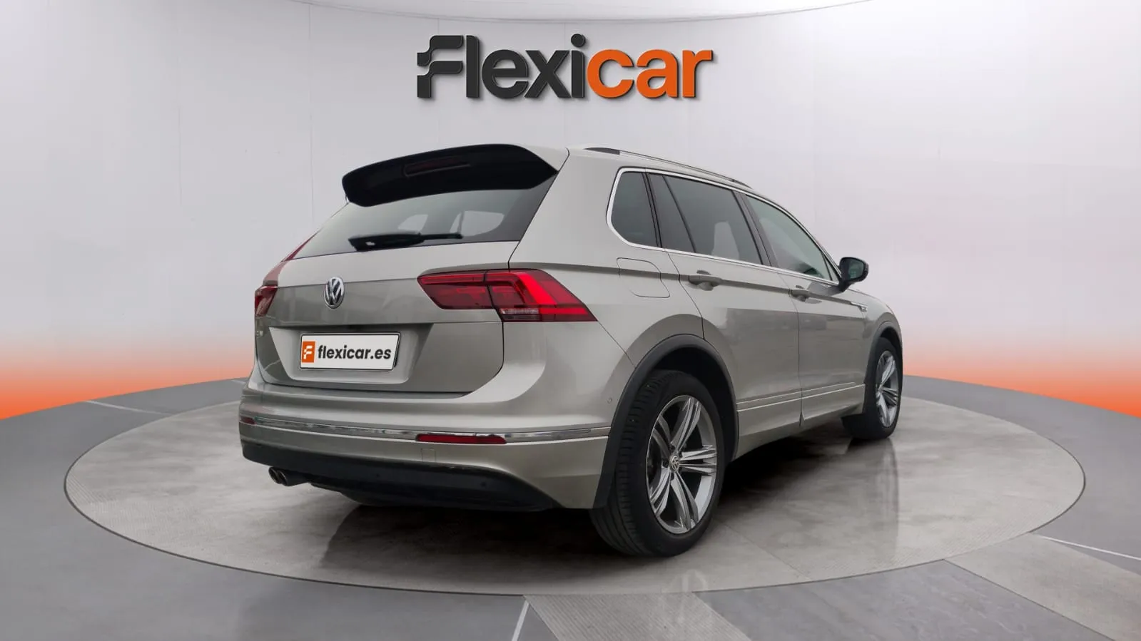 Volkswagen Tiguan Sport 2.0 TDI DSG - foto 5