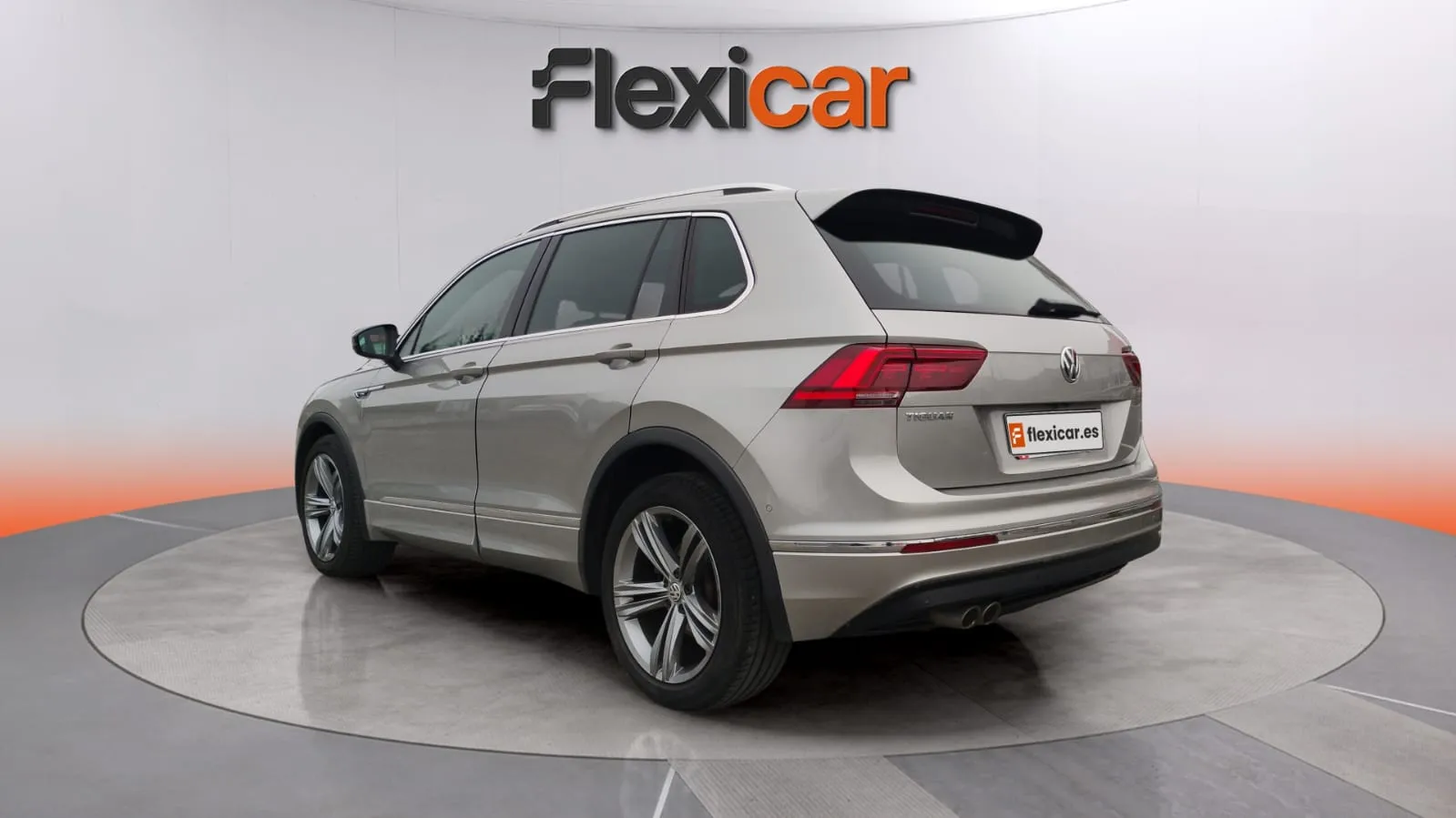 Volkswagen Tiguan Sport 2.0 TDI DSG - foto 7