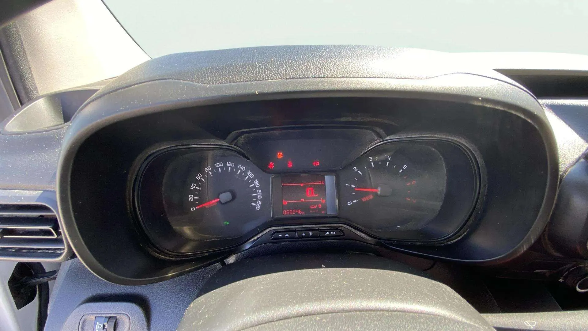 Citroën Berlingo Furgón Control M 1.5 BlueHDi E6dT - foto 12