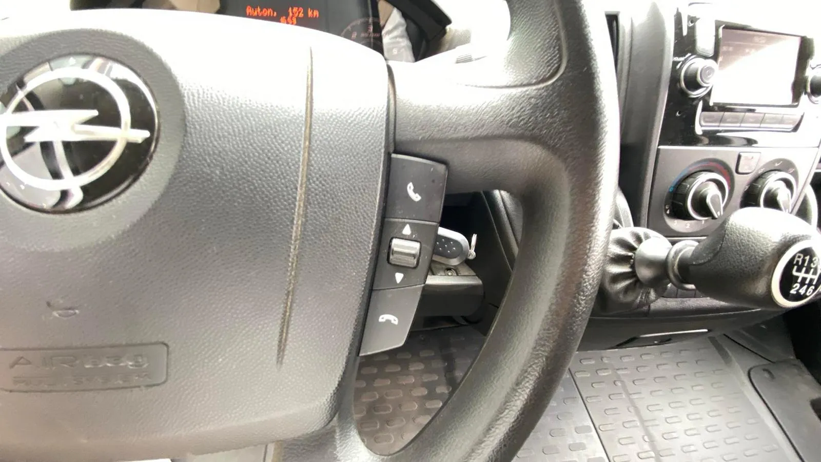 Opel Movano Furgón Base L3H2 3.5T 2.2 BlueHDi - foto 16