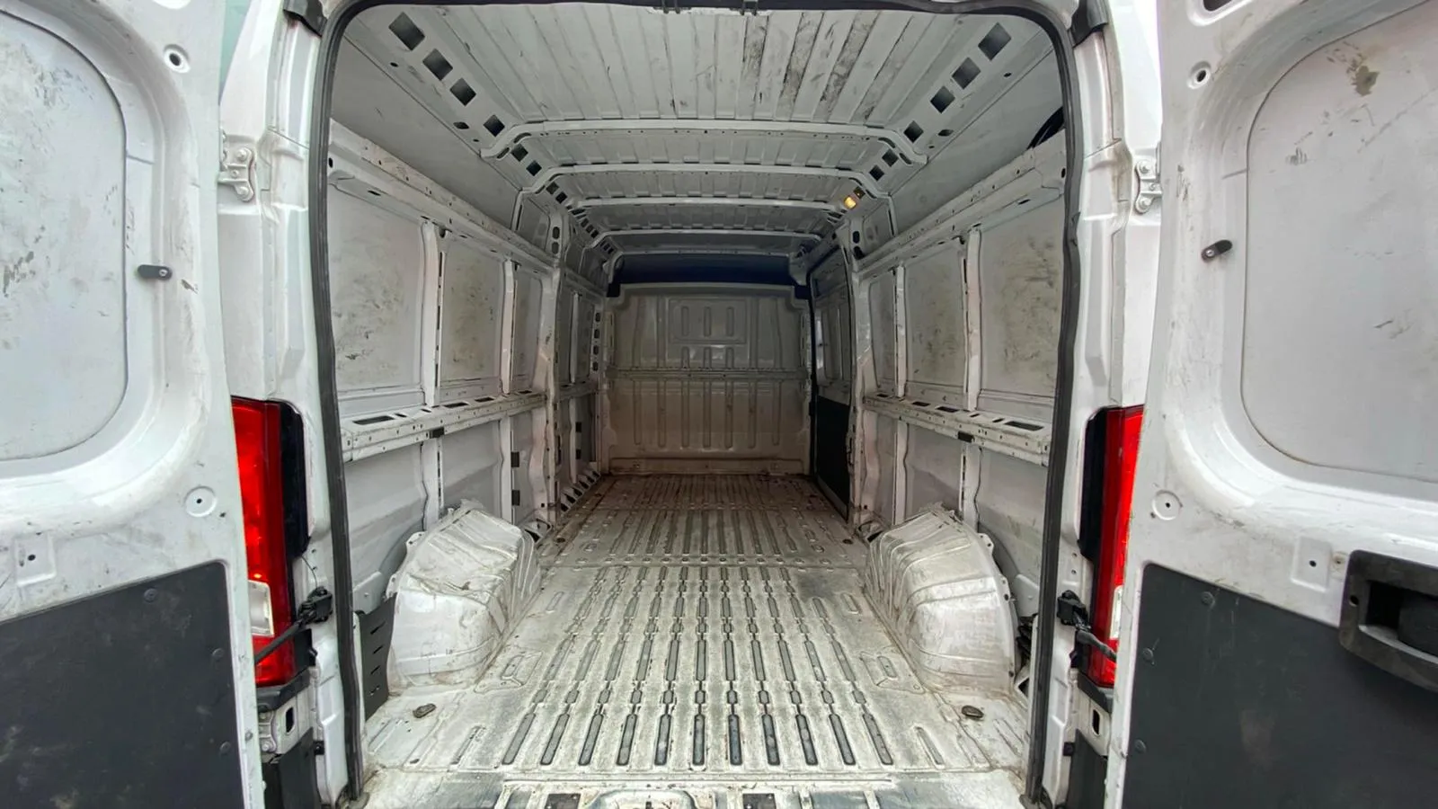 Opel Movano Furgón Base L3H2 3.5T 2.2 BlueHDi - foto 10