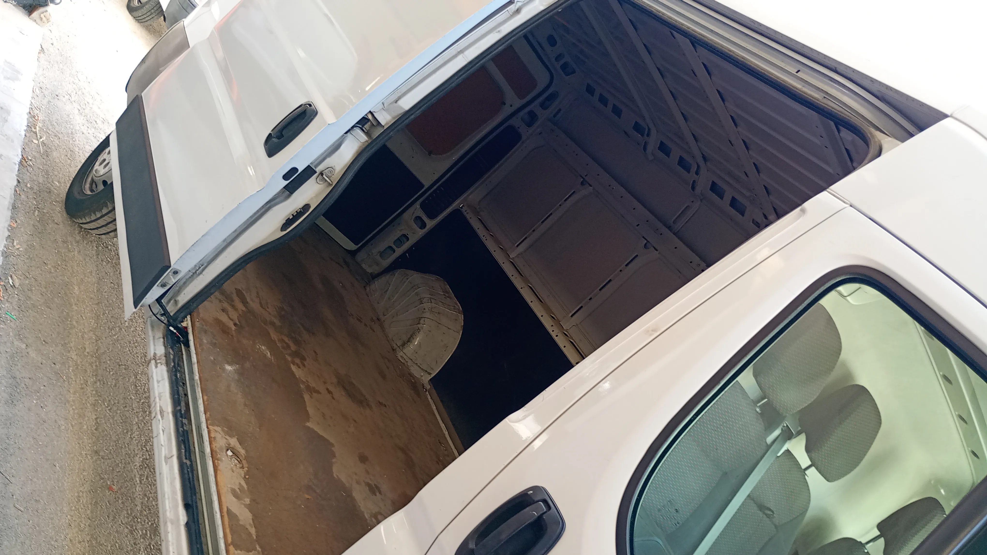 Opel Movano Fgón.DC Base L2H2 3.5T 2.2 BlueHDi - foto 12