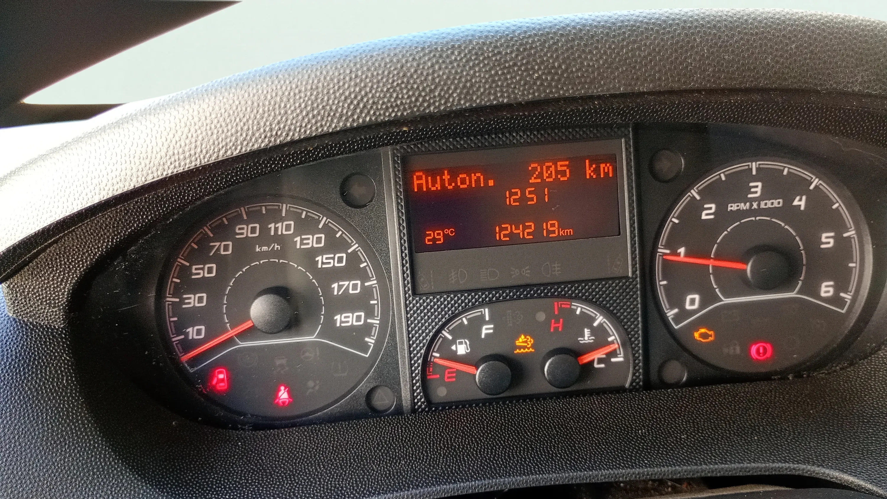 Opel Movano Fgón.DC Base L2H2 3.5T 2.2 BlueHDi - foto 9
