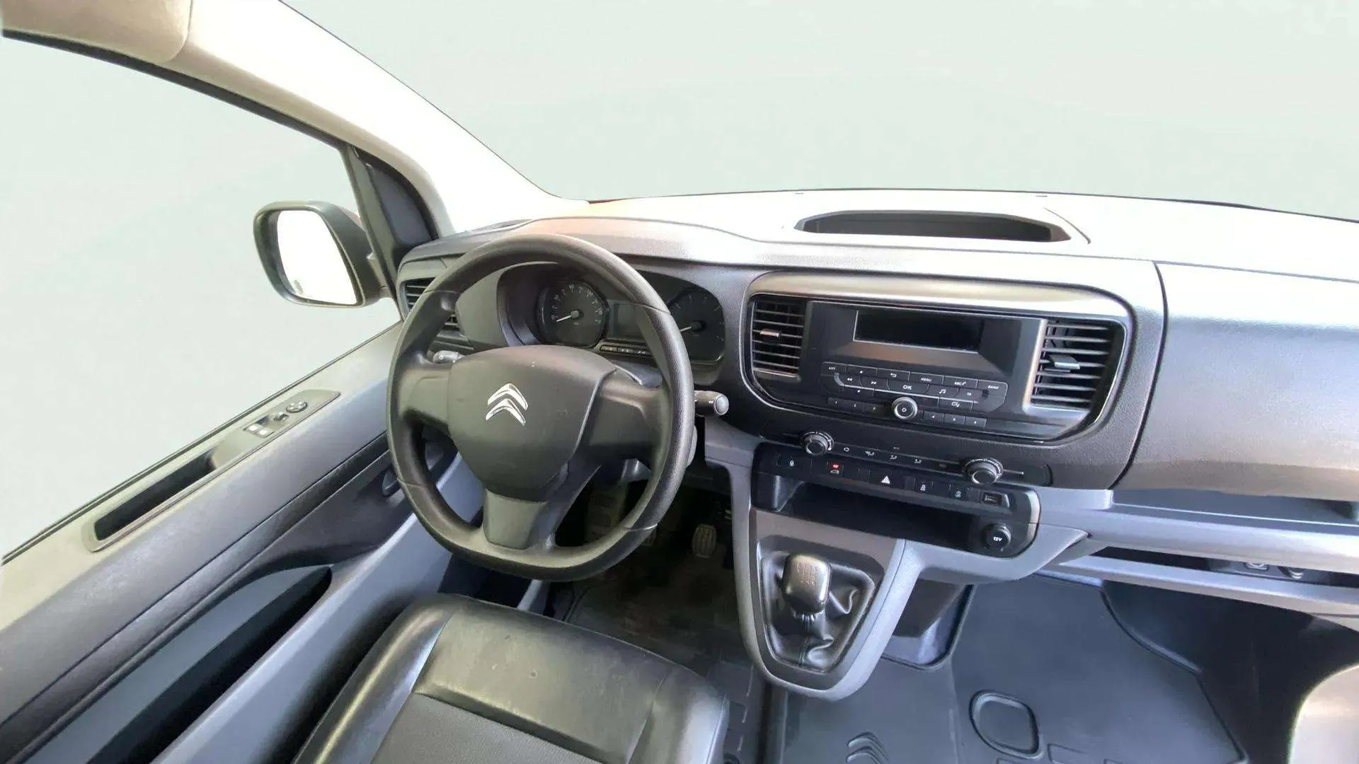 Citroën Jumpy BlueHDi Talla M Control 100 - foto 12