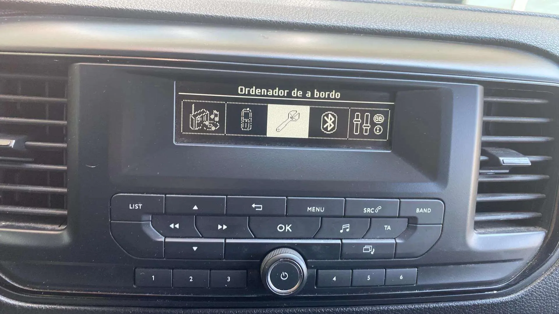 Citroën Jumpy BlueHDi Talla M Control 100 - foto 15