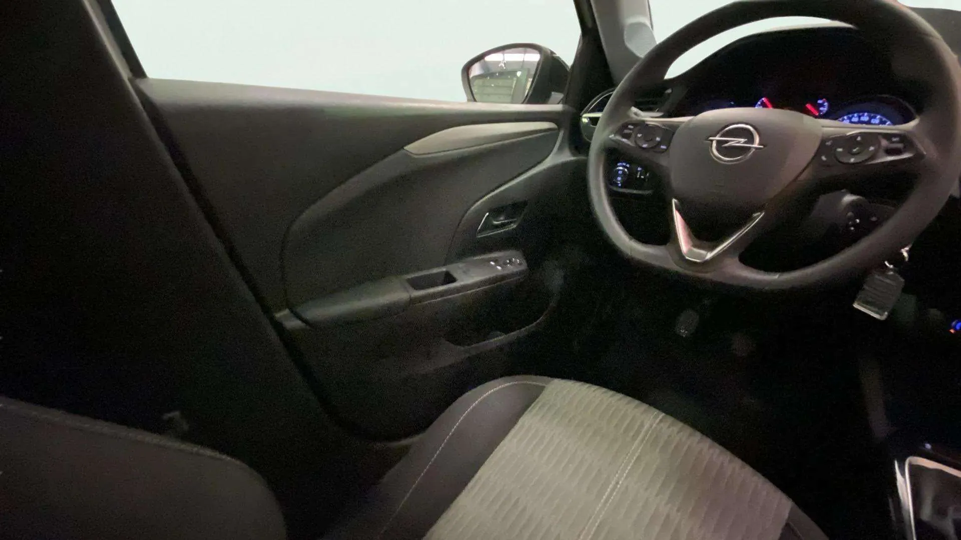 Opel Corsa 1.5D DT Edition - foto 14