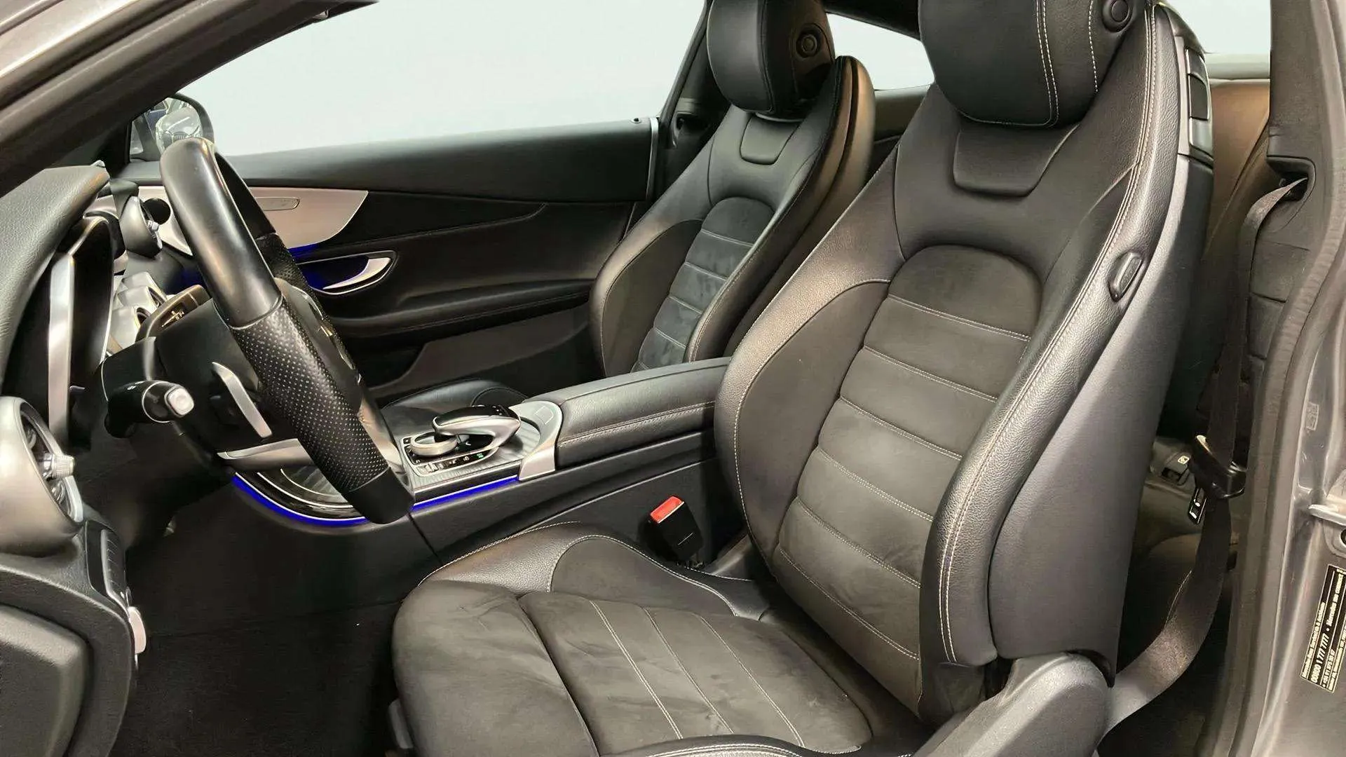 Mercedes-Benz Clase C Coupé C 220 d - foto 9