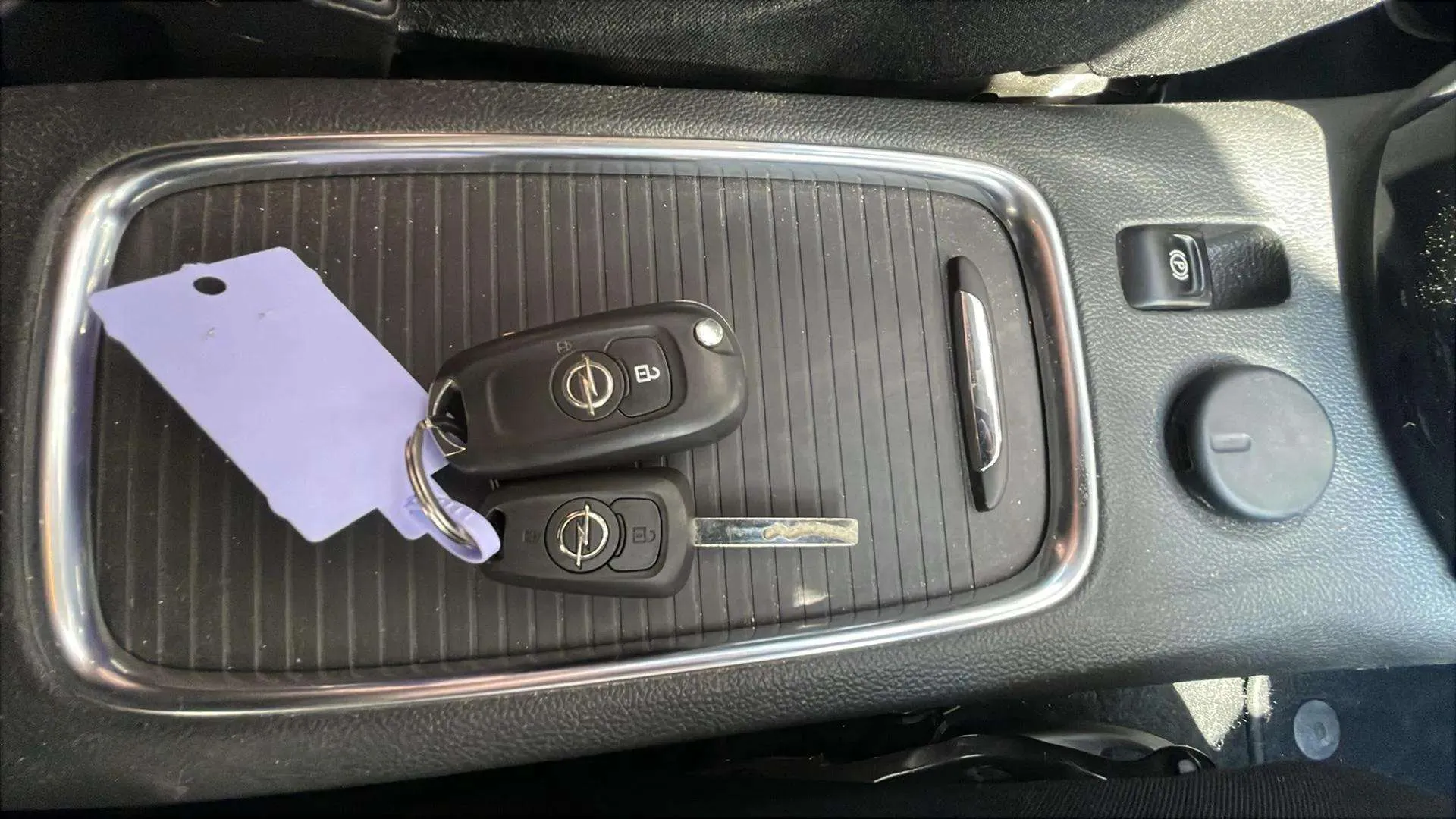 Opel Astra 1.5D DVH Elegance - foto 18