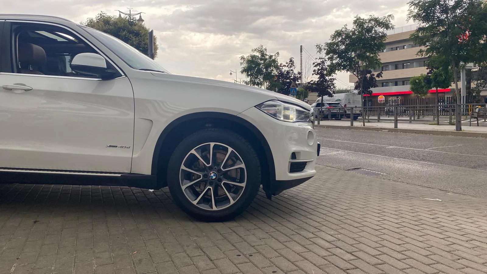 BMW X5 xDrive40d - foto 17