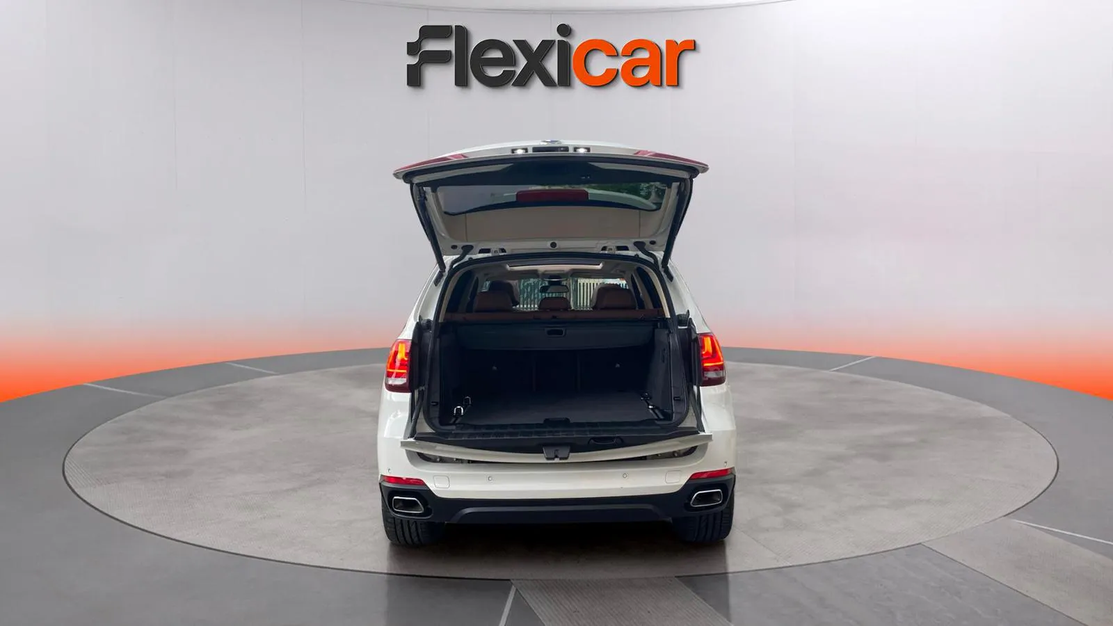 BMW X5 xDrive40d - foto 6