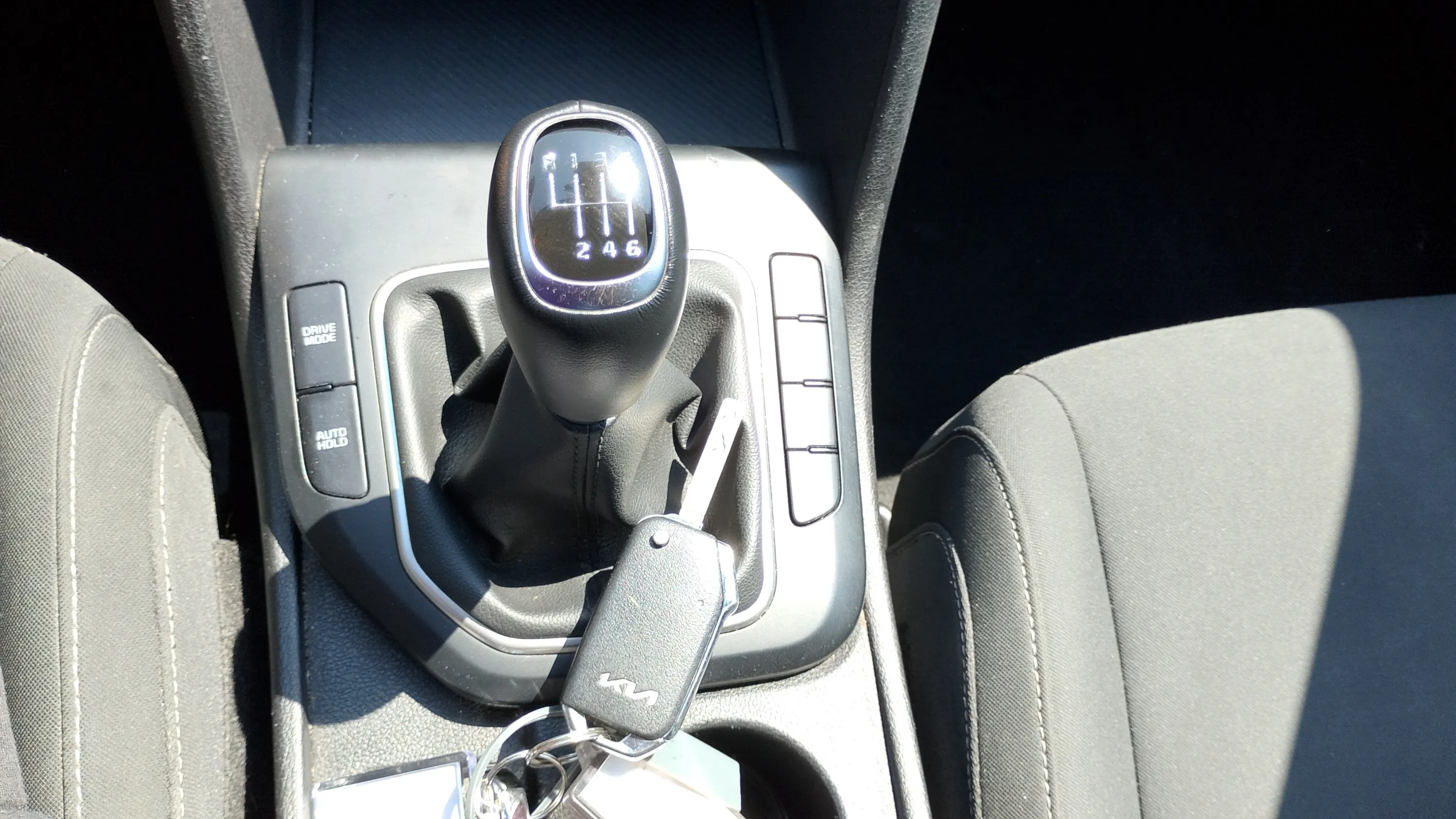 Kia Sportage 1.6 T-GDi Concept 4x2 - foto 19