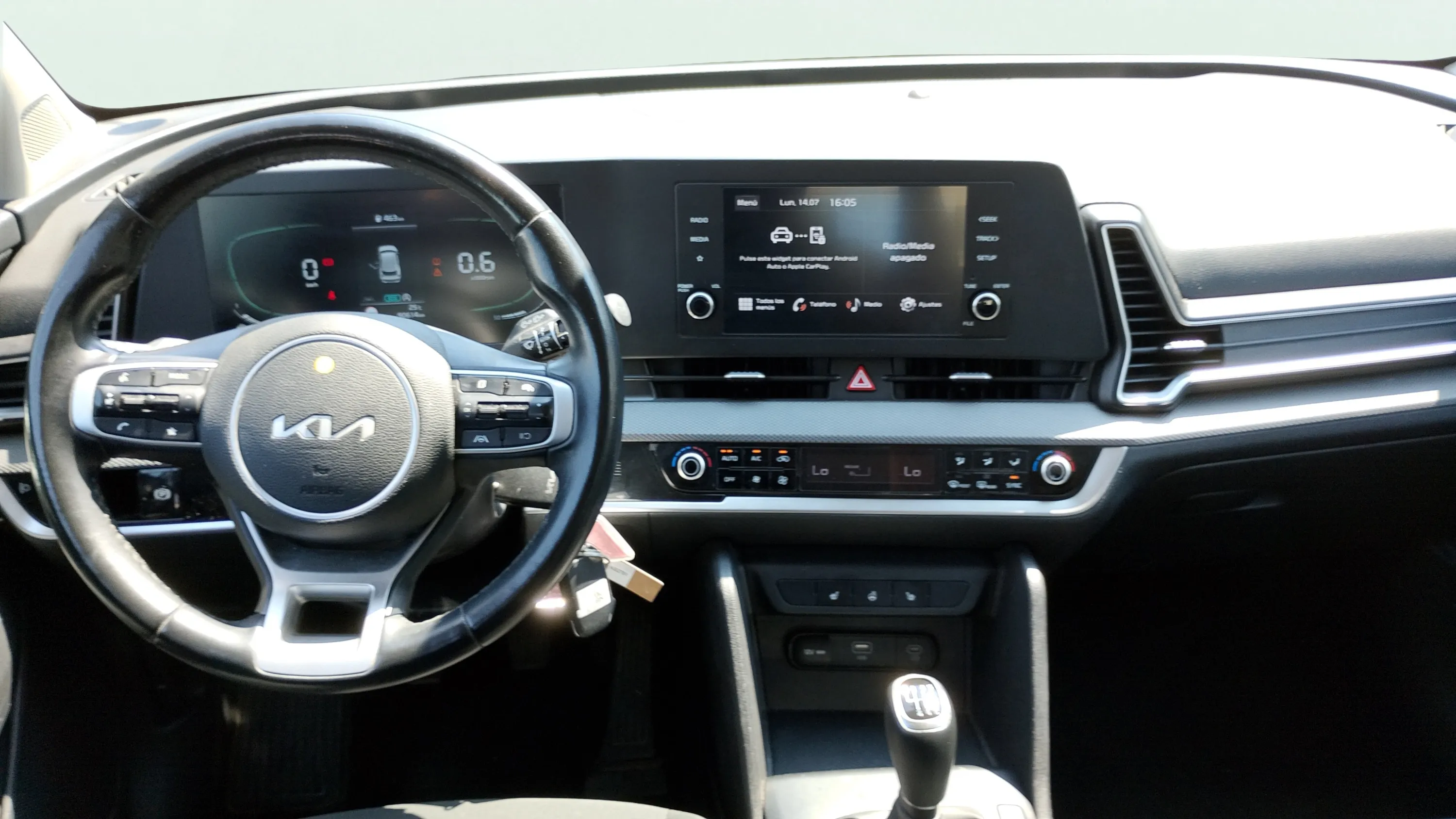 Kia Sportage 1.6 T-GDi Concept 4x2 - foto 9