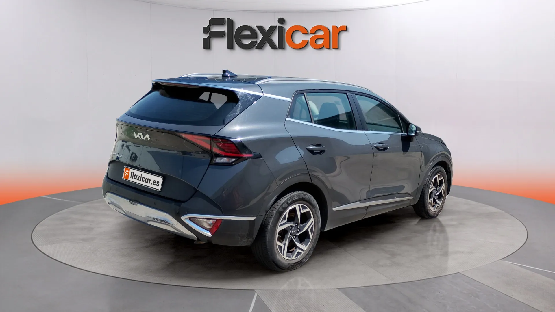 Kia Sportage 1.6 T-GDi Concept 4x2 - foto 6