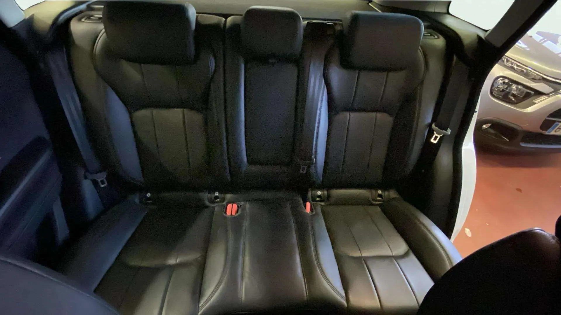 Land Rover Range Rover Evoque 2.0L TD4 Diesel 4x4 Pure - foto 13